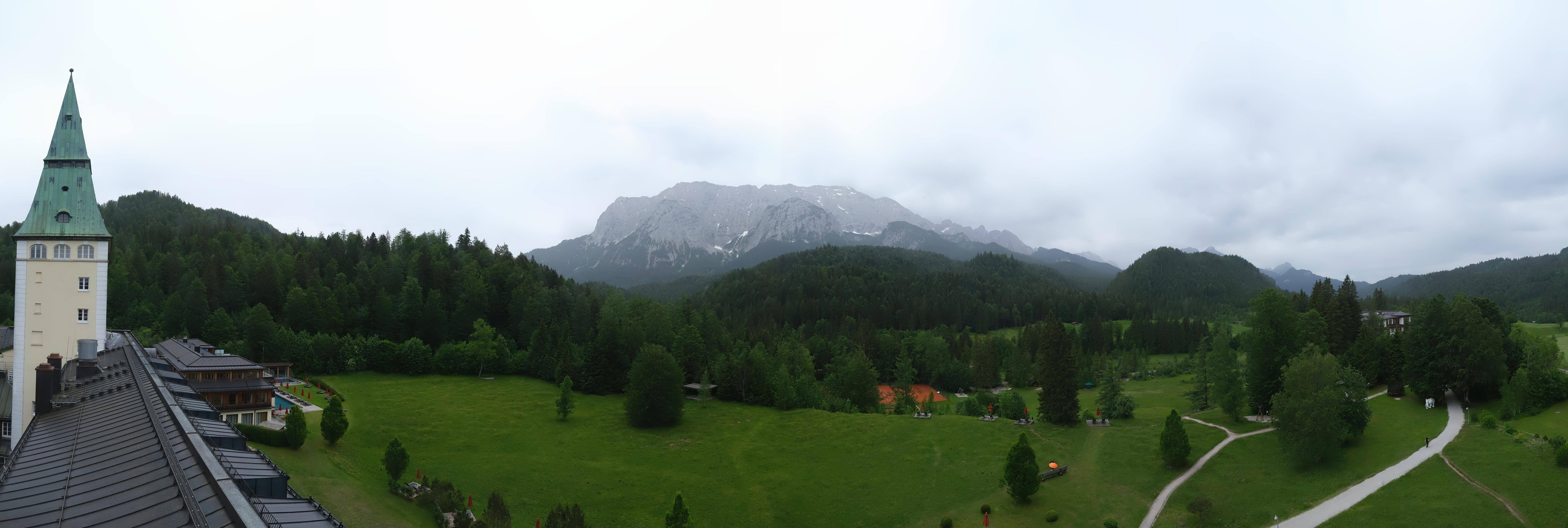 Archiv Foto Webcam Garmisch-Partenkirchen: Schloss Elmau