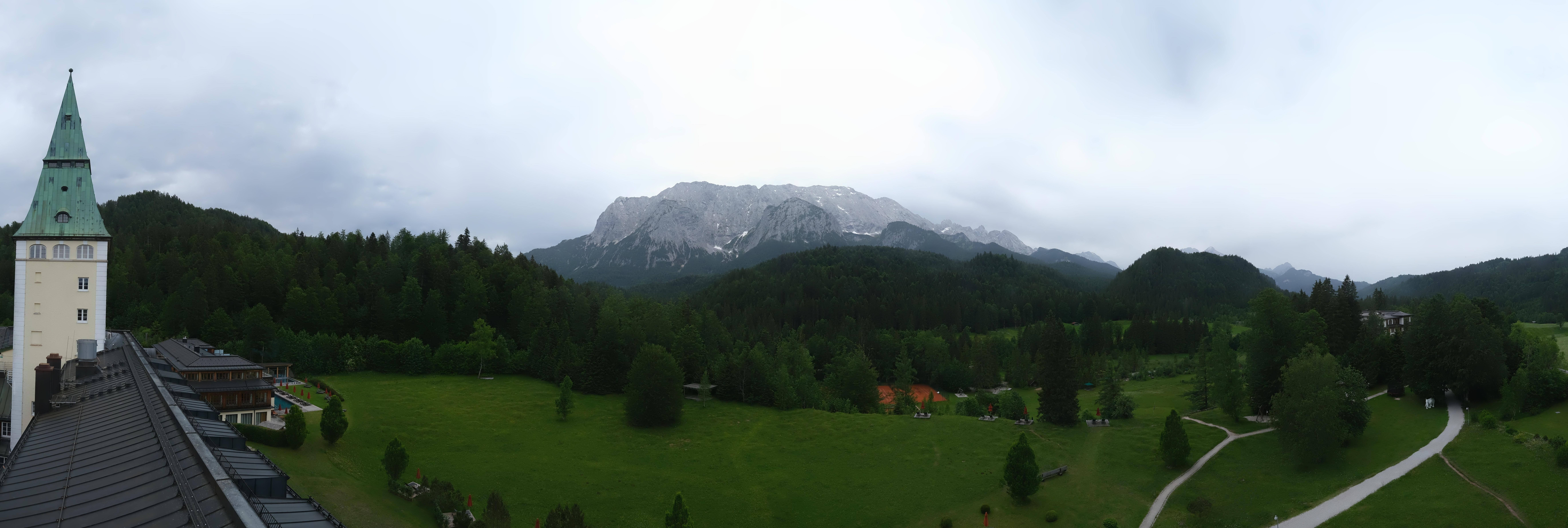 Archiv Foto Webcam Garmisch-Partenkirchen: Schloss Elmau
