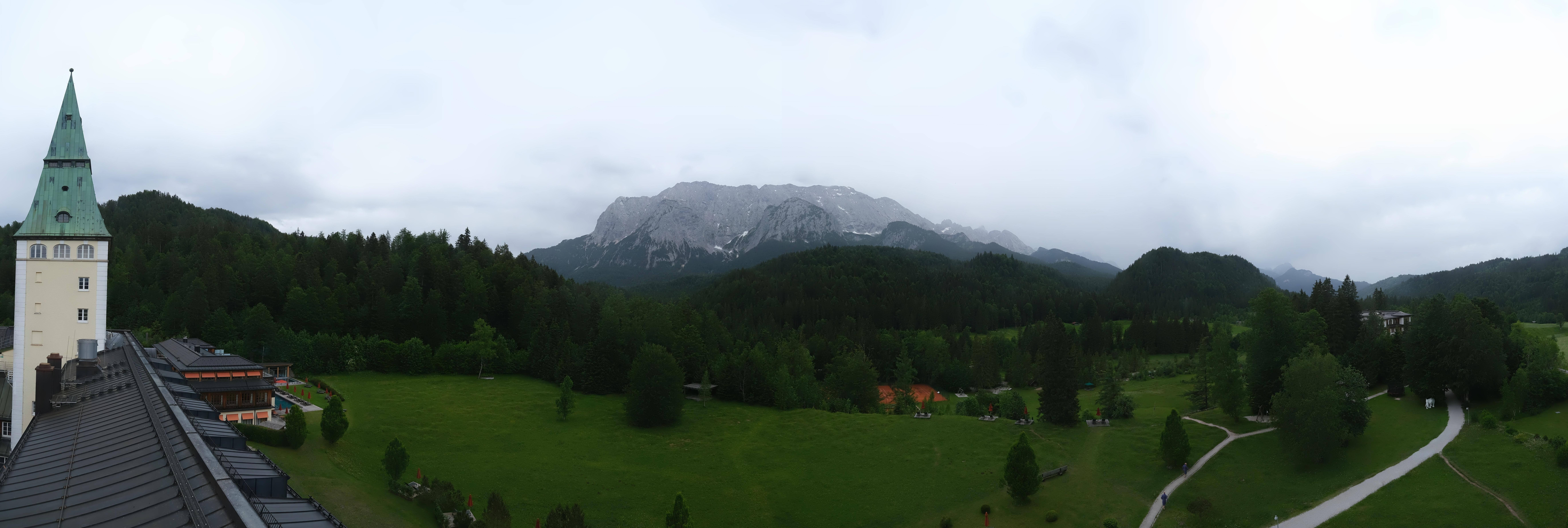 Archiv Foto Webcam Garmisch-Partenkirchen: Schloss Elmau