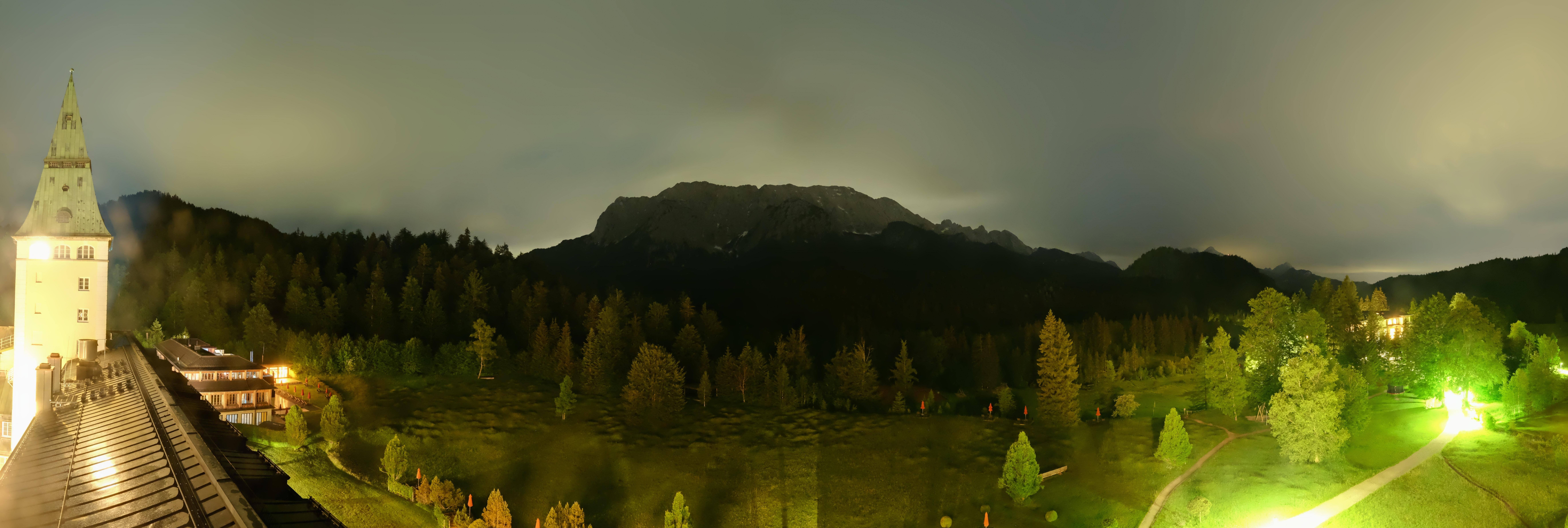 Archiv Foto Webcam Garmisch-Partenkirchen: Schloss Elmau