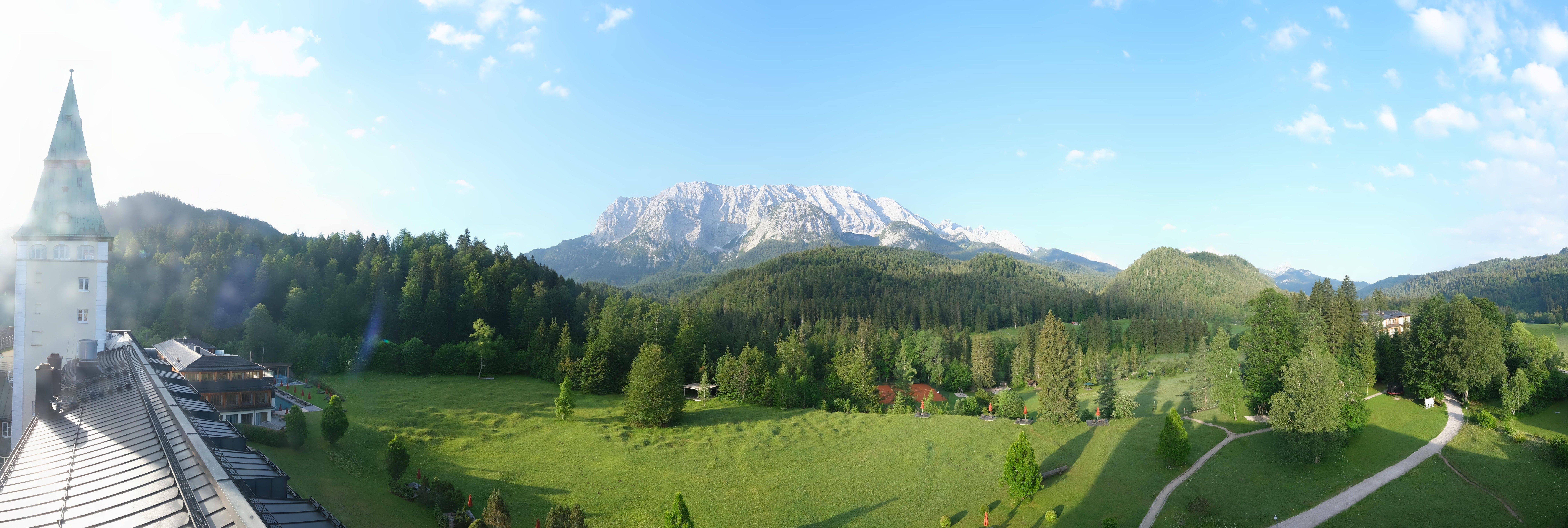 Archiv Foto Webcam Garmisch-Partenkirchen: Schloss Elmau