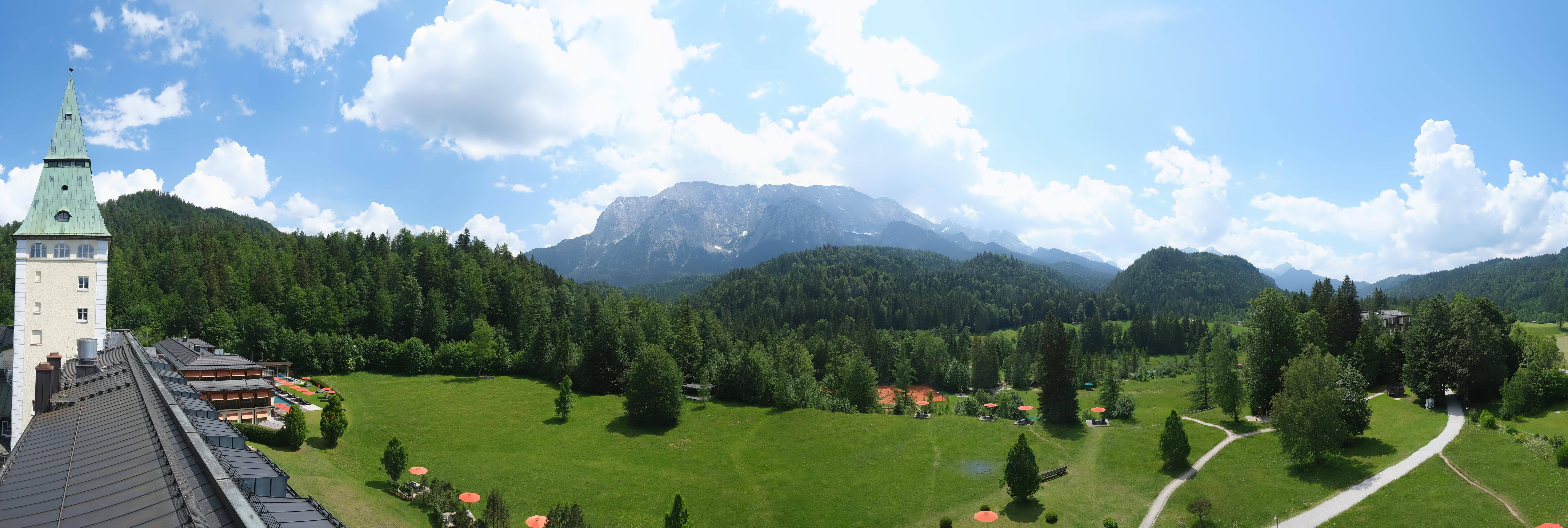 Archiv Foto Webcam Garmisch-Partenkirchen: Schloss Elmau
