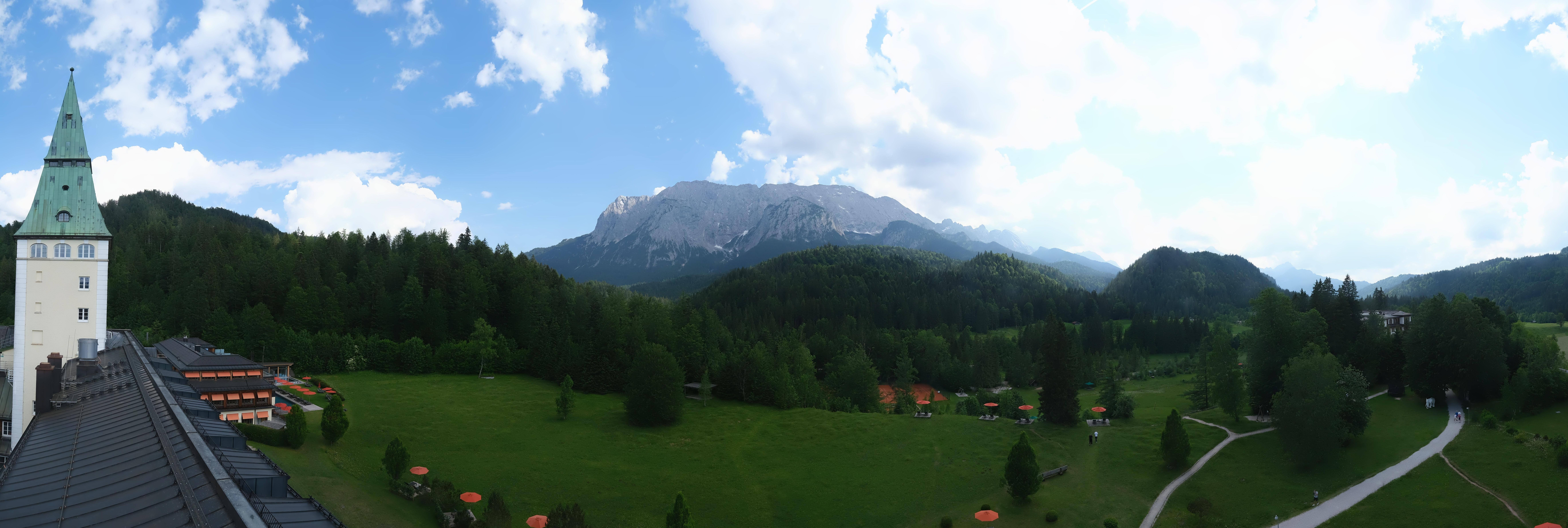 Archiv Foto Webcam Garmisch-Partenkirchen: Schloss Elmau