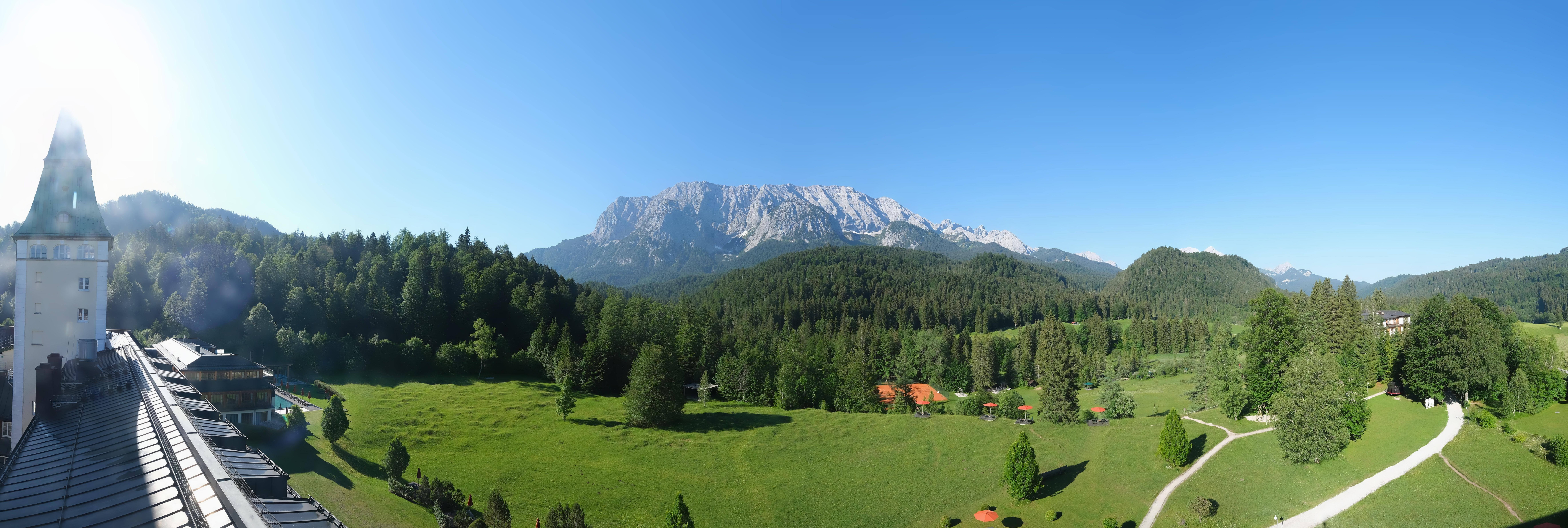 Archiv Foto Webcam Garmisch-Partenkirchen: Schloss Elmau