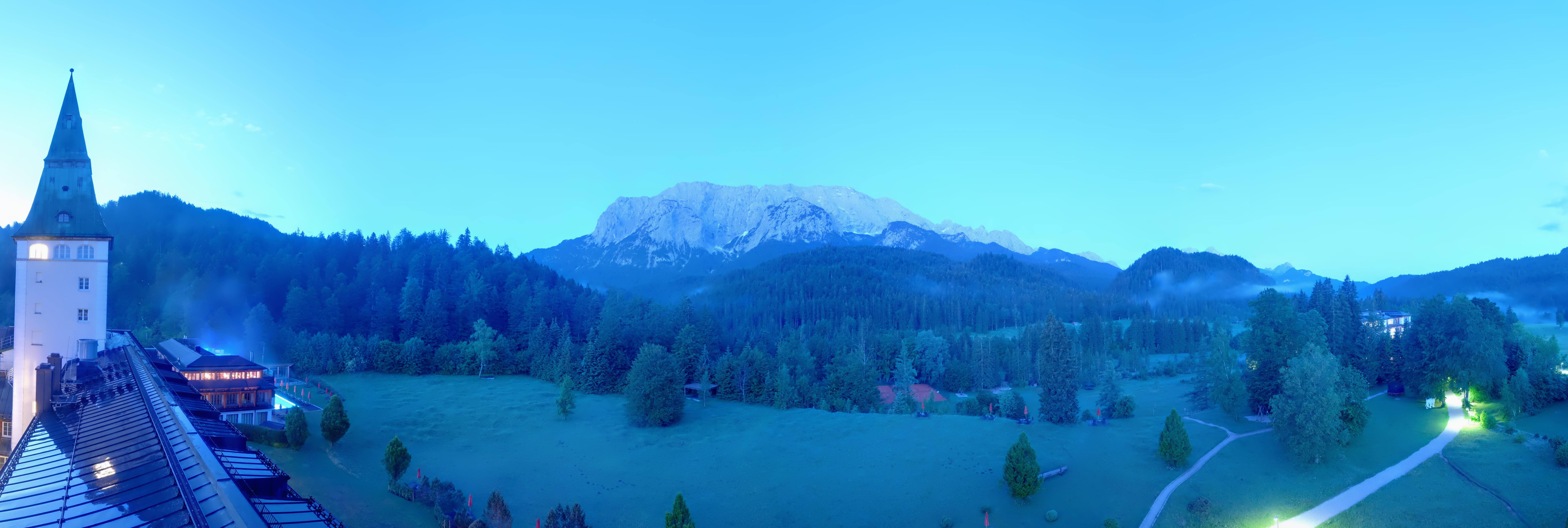 Archiv Foto Webcam Garmisch-Partenkirchen: Schloss Elmau