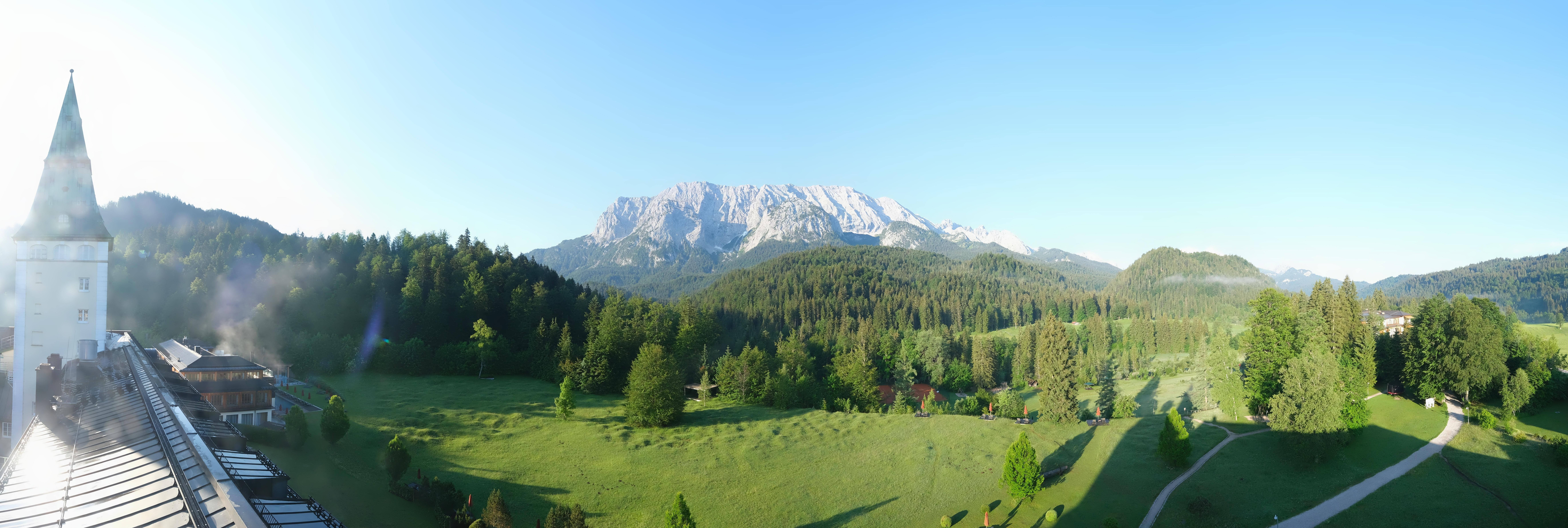 Archiv Foto Webcam Garmisch-Partenkirchen: Schloss Elmau