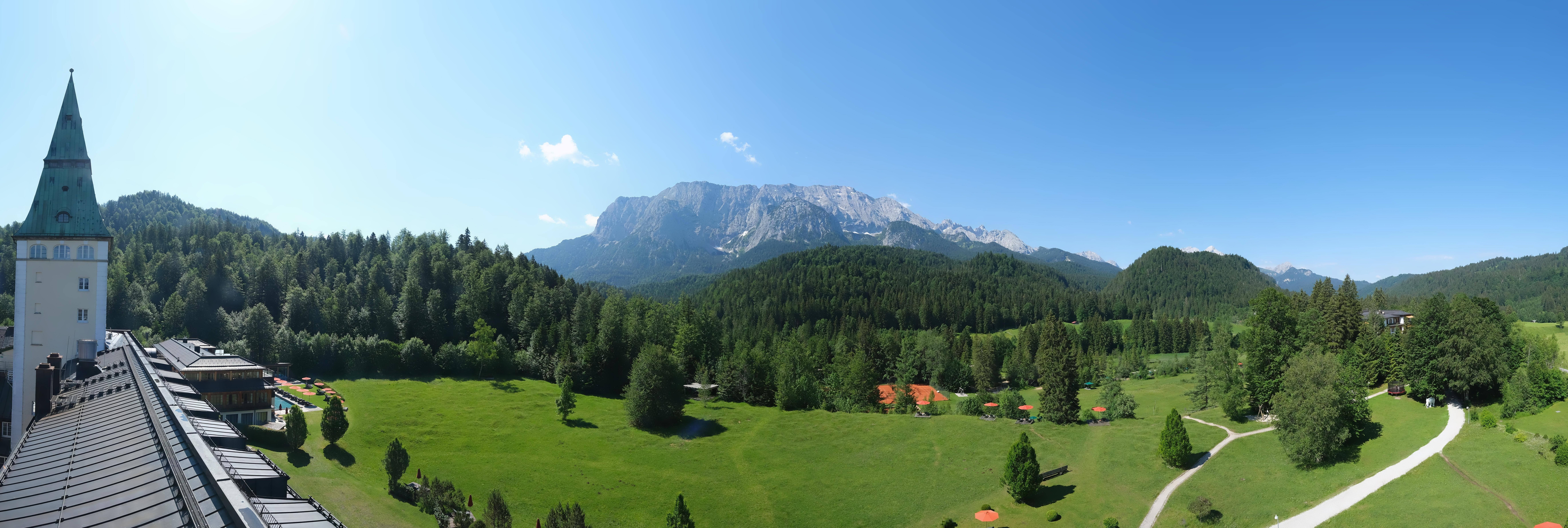 Archiv Foto Webcam Garmisch-Partenkirchen: Schloss Elmau