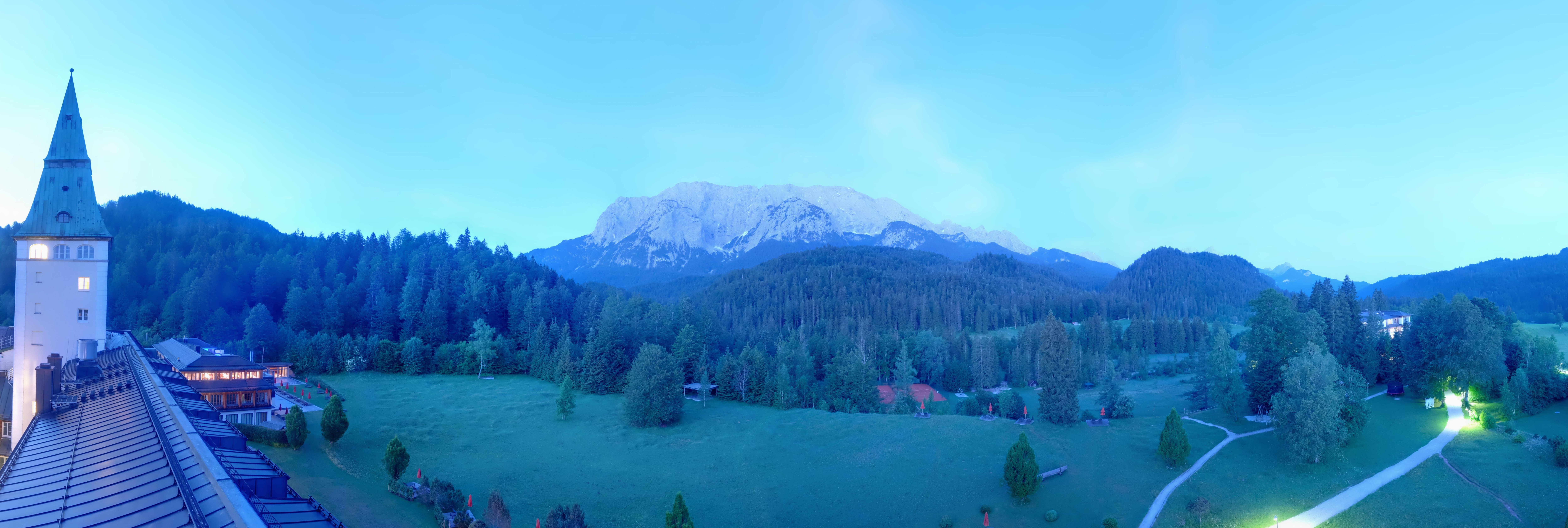 Archiv Foto Webcam Garmisch-Partenkirchen: Schloss Elmau