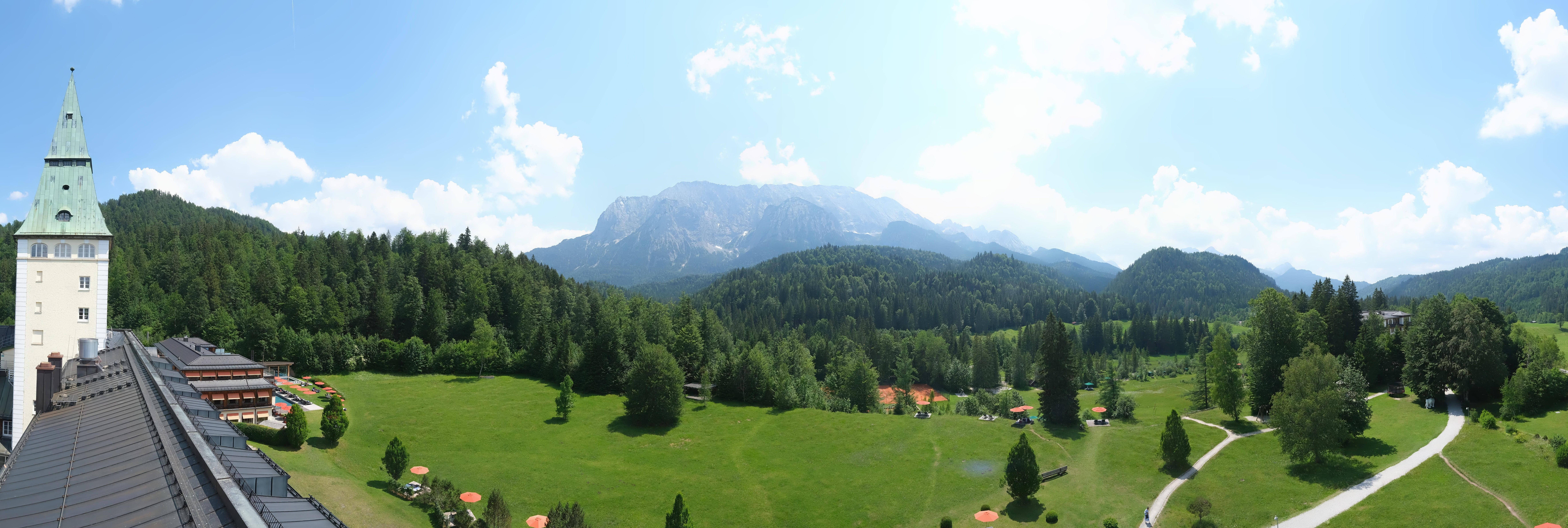 Archiv Foto Webcam Garmisch-Partenkirchen: Schloss Elmau