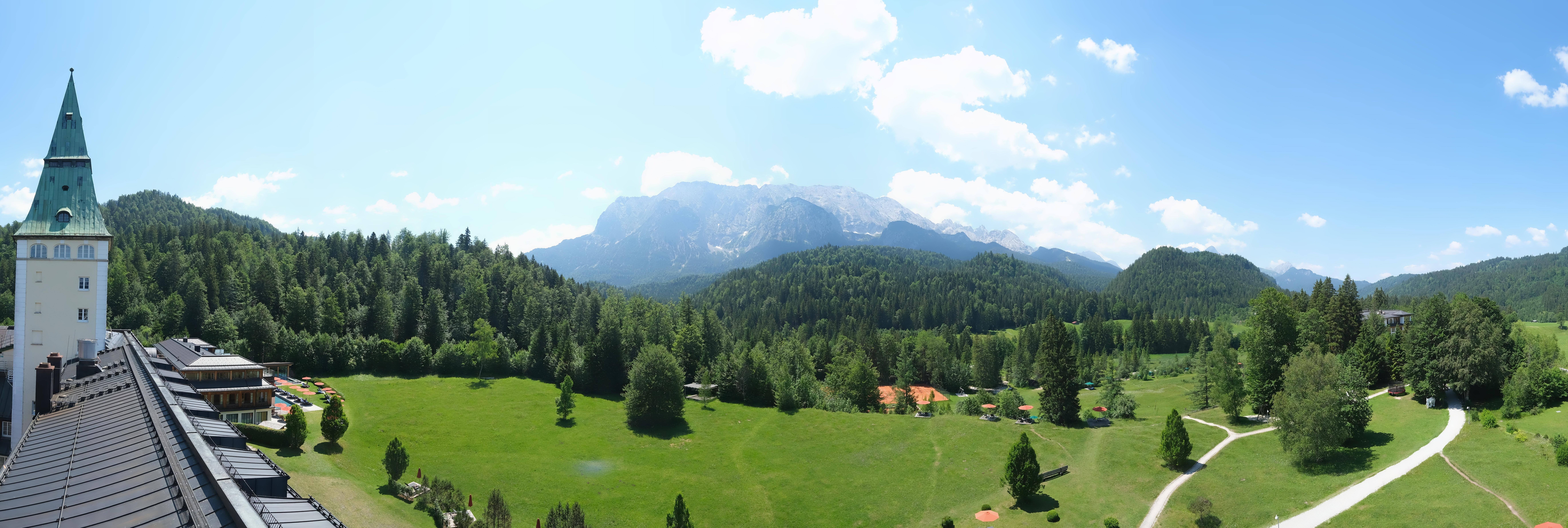 Archiv Foto Webcam Garmisch-Partenkirchen: Schloss Elmau