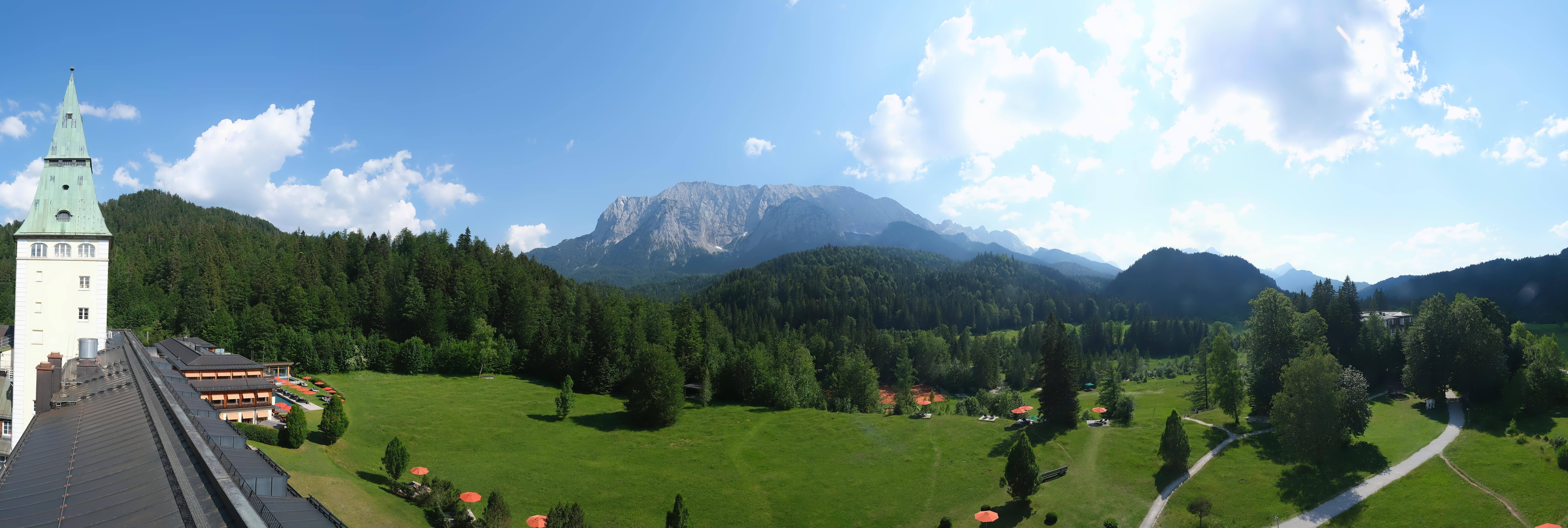 Archiv Foto Webcam Garmisch-Partenkirchen: Schloss Elmau