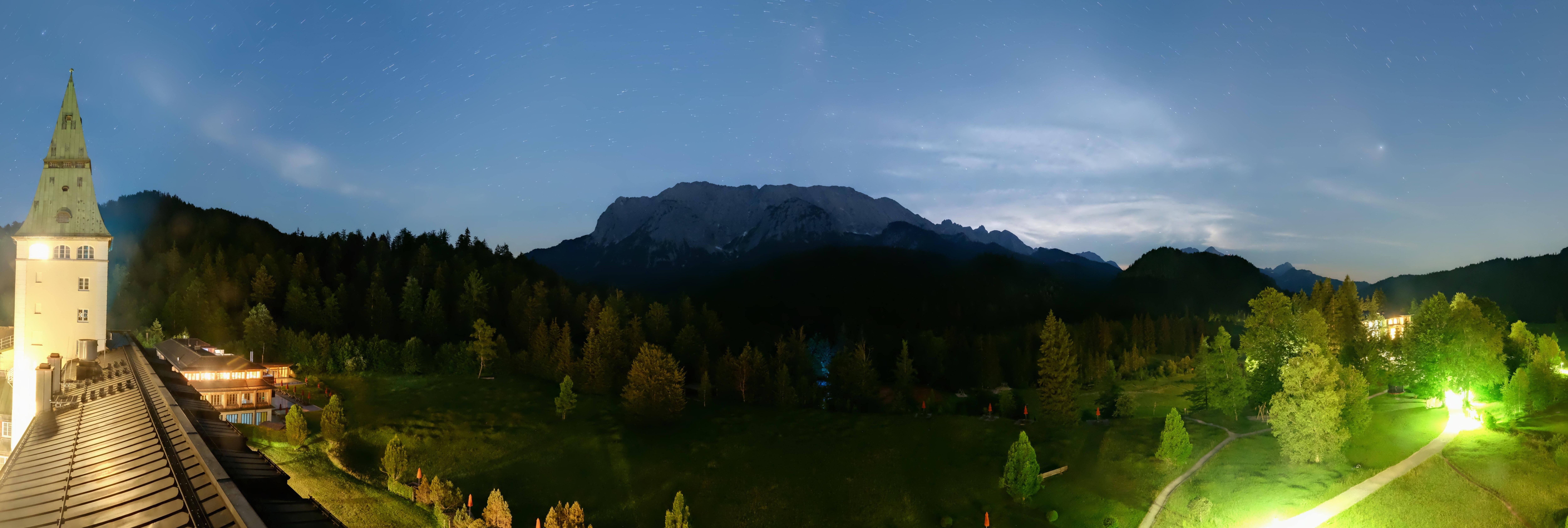Archiv Foto Webcam Garmisch-Partenkirchen: Schloss Elmau