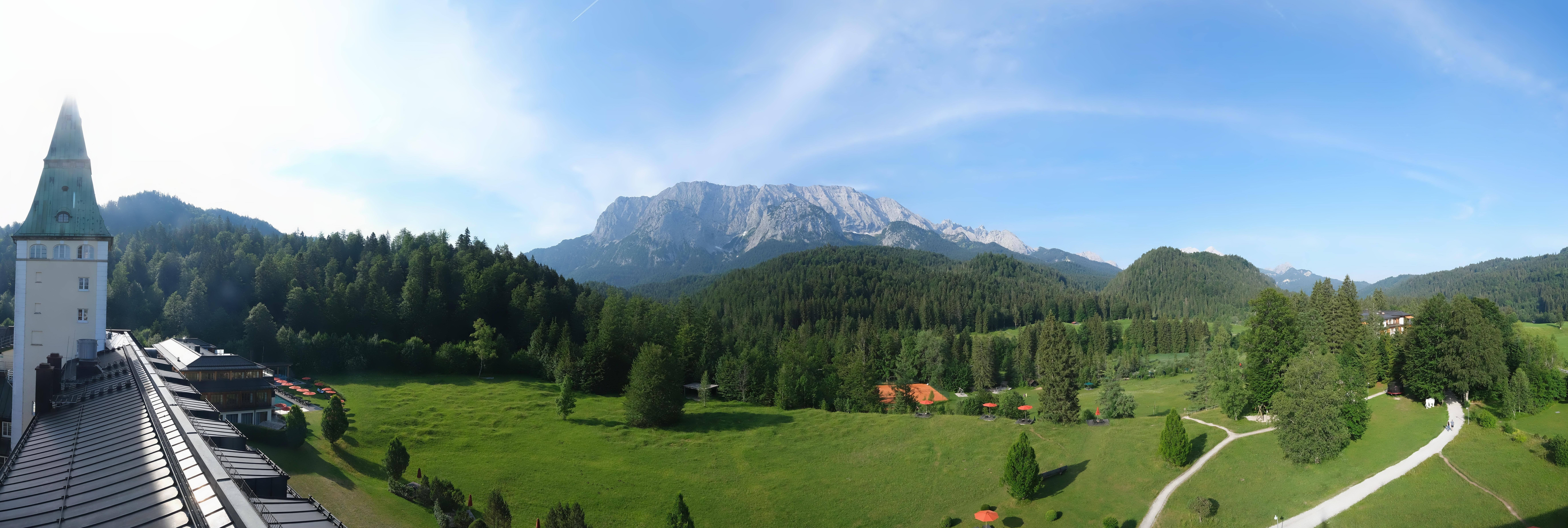 Archiv Foto Webcam Garmisch-Partenkirchen: Schloss Elmau
