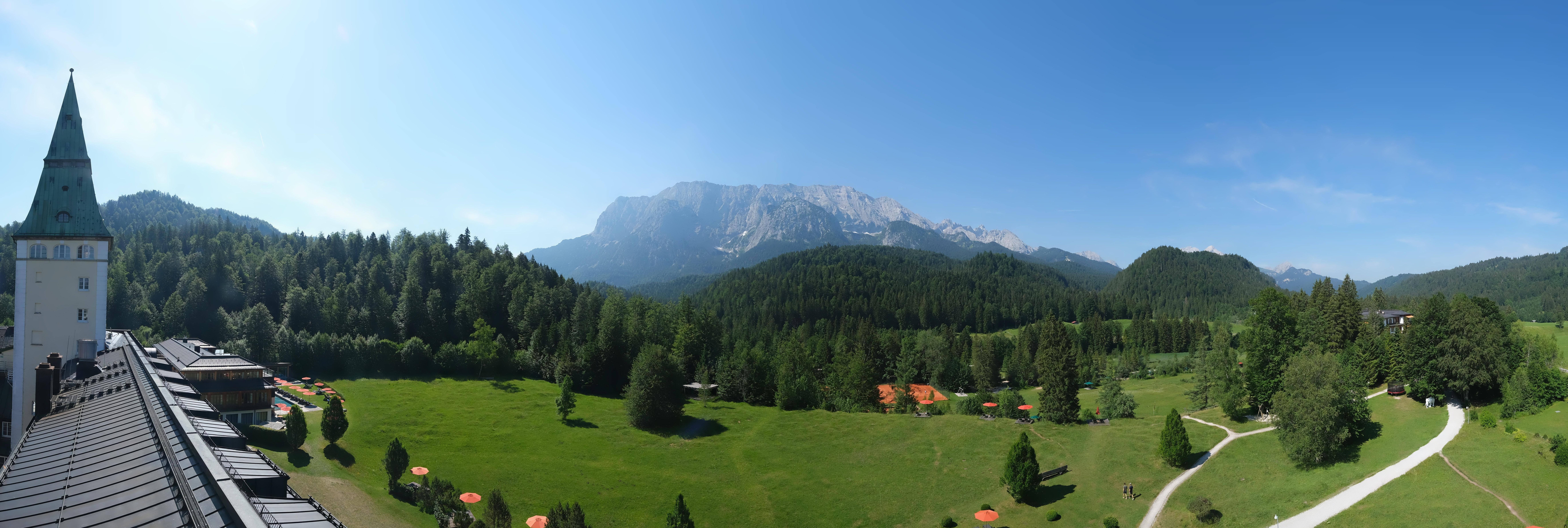 Archiv Foto Webcam Garmisch-Partenkirchen: Schloss Elmau