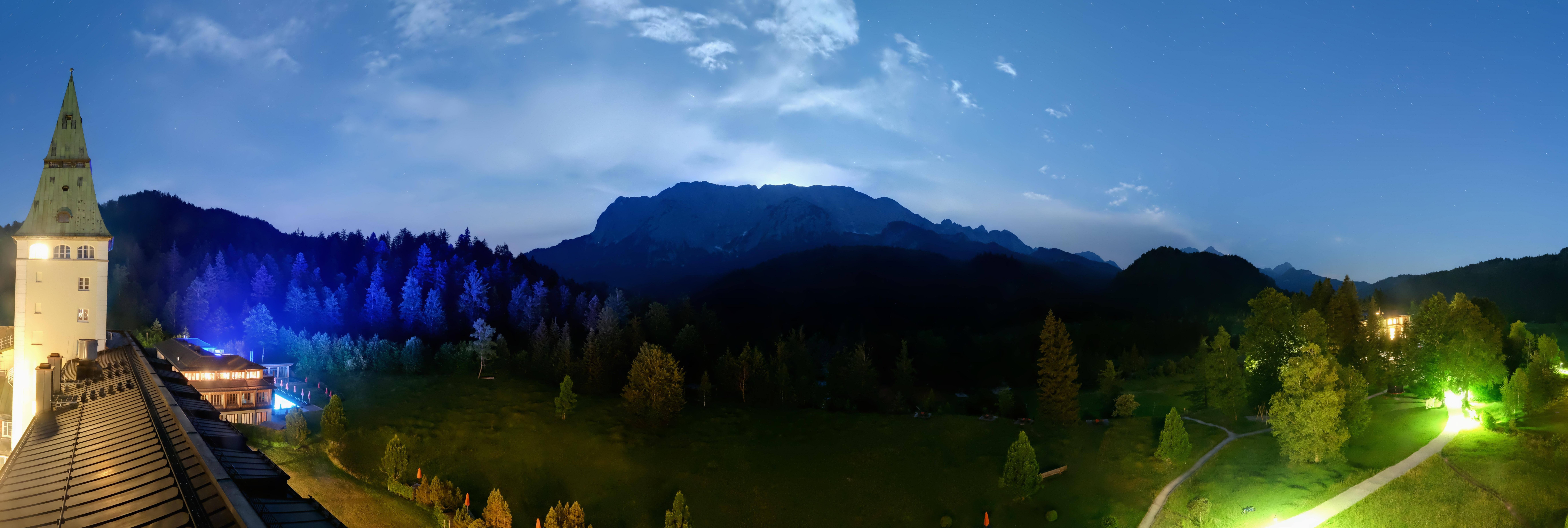 Archiv Foto Webcam Garmisch-Partenkirchen: Schloss Elmau