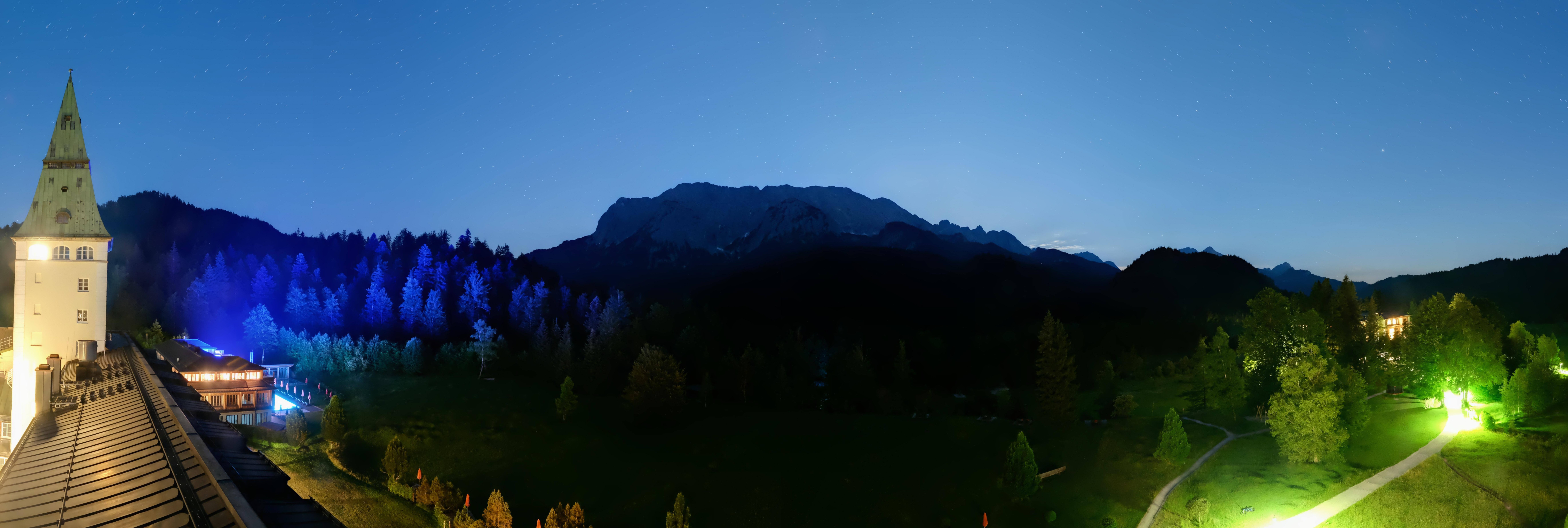 Archiv Foto Webcam Garmisch-Partenkirchen: Schloss Elmau