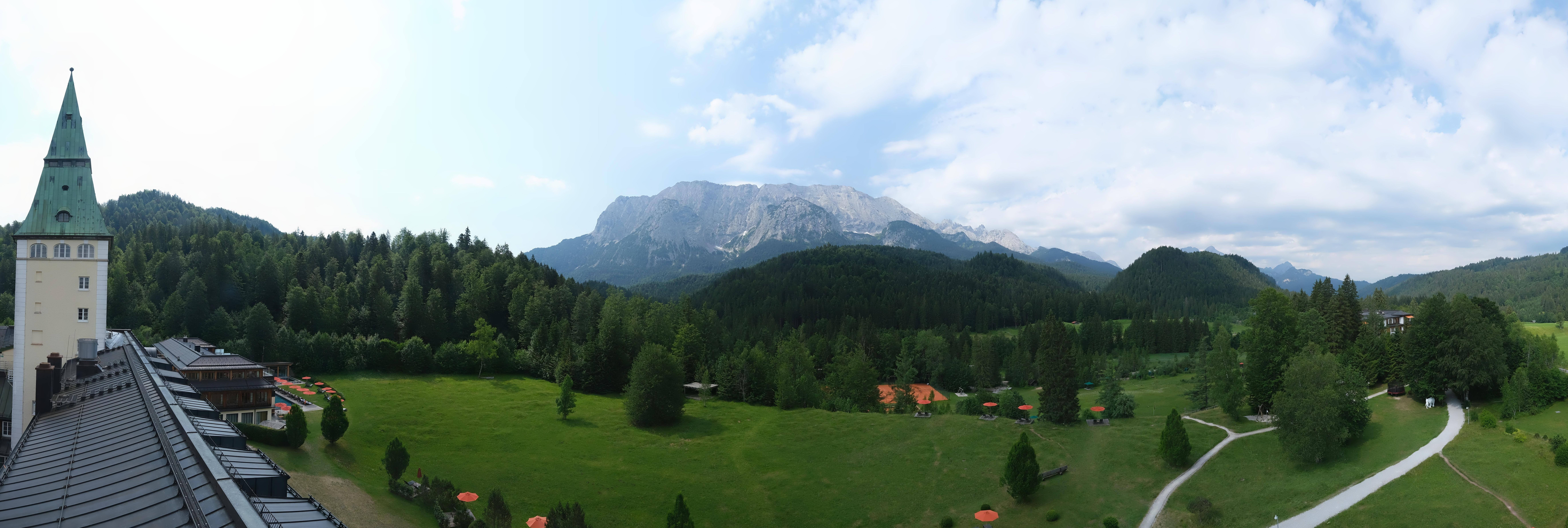 Archiv Foto Webcam Garmisch-Partenkirchen: Schloss Elmau