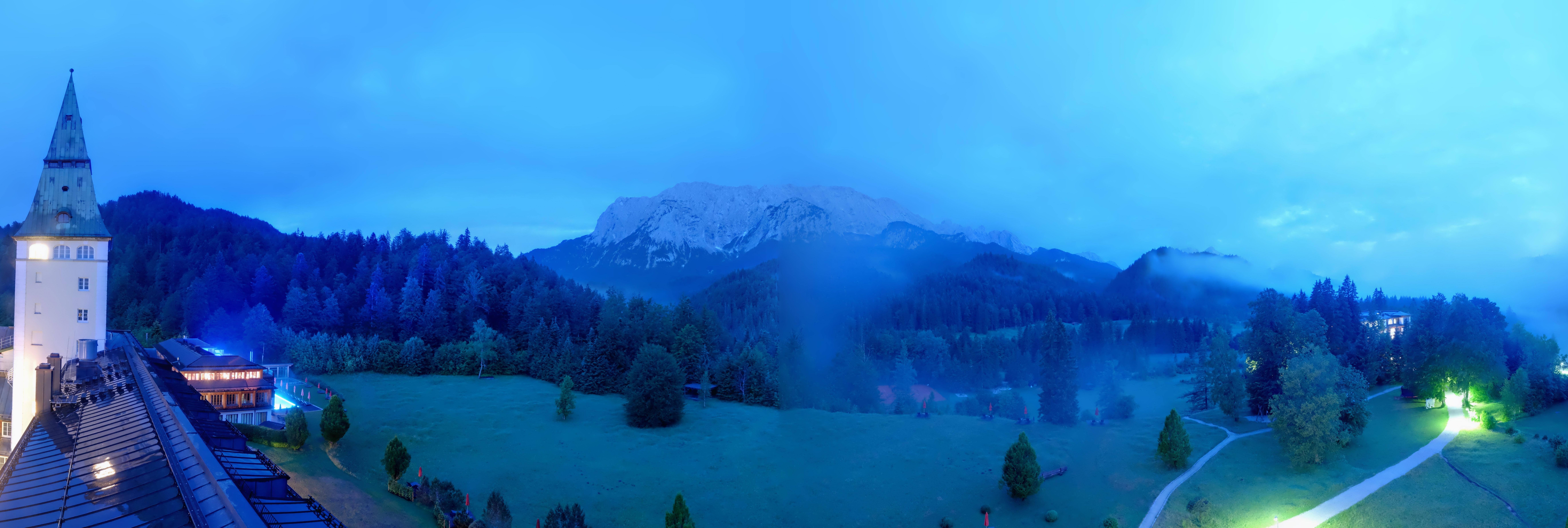 Archiv Foto Webcam Garmisch-Partenkirchen: Schloss Elmau