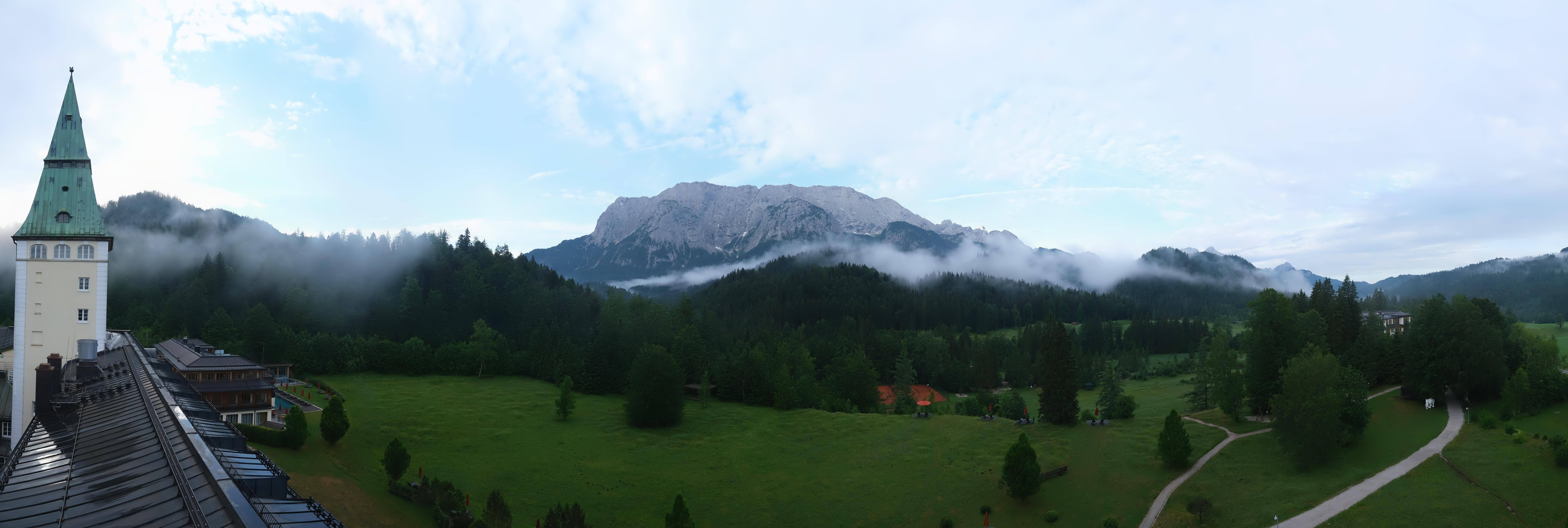Archiv Foto Webcam Garmisch-Partenkirchen: Schloss Elmau