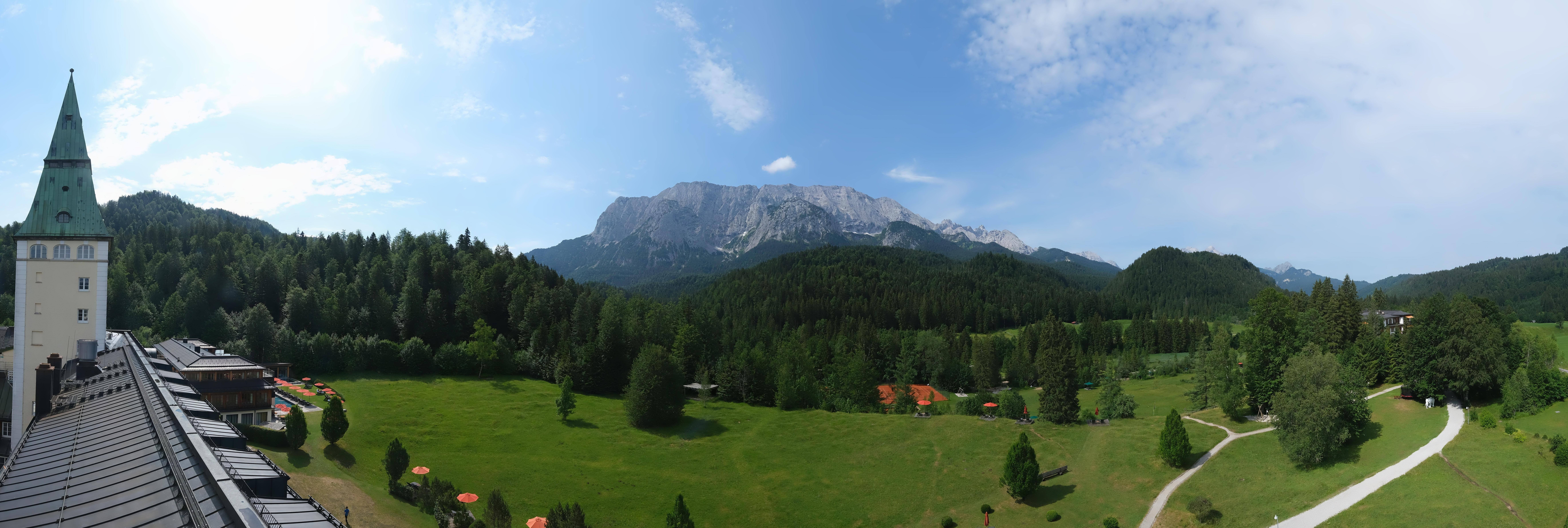 Archiv Foto Webcam Garmisch-Partenkirchen: Schloss Elmau