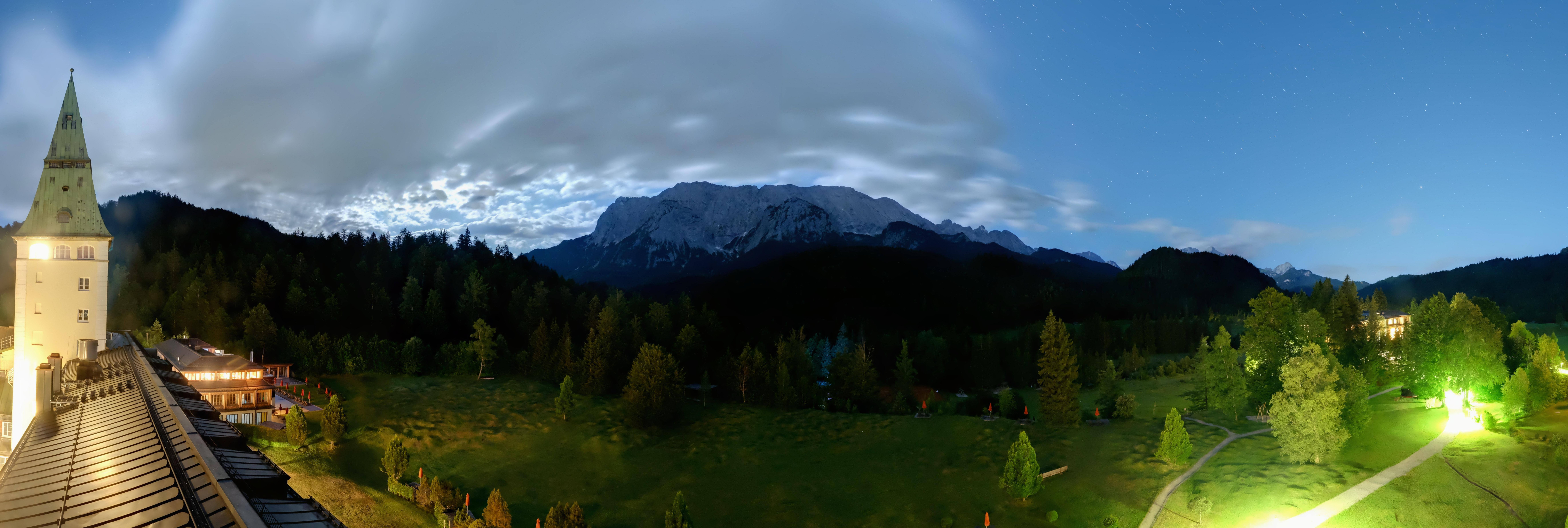 Archived image Webcam Schloss Elmau Luxury Spa Retreat