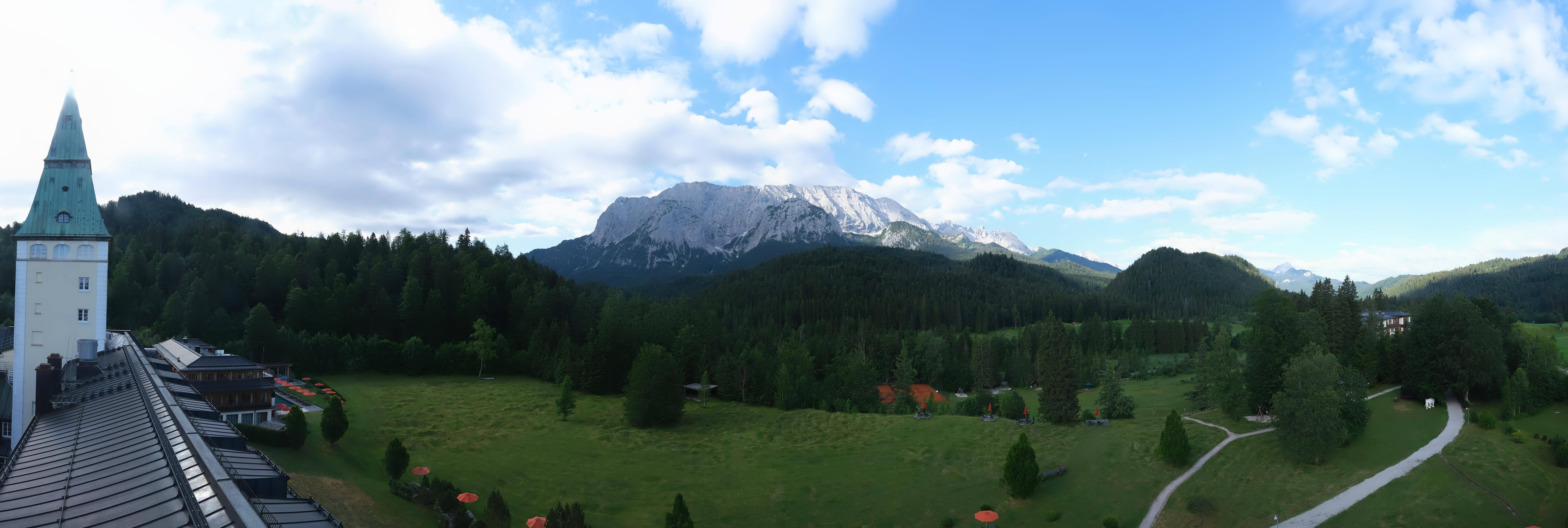 Archived image Webcam Schloss Elmau Luxury Spa Retreat