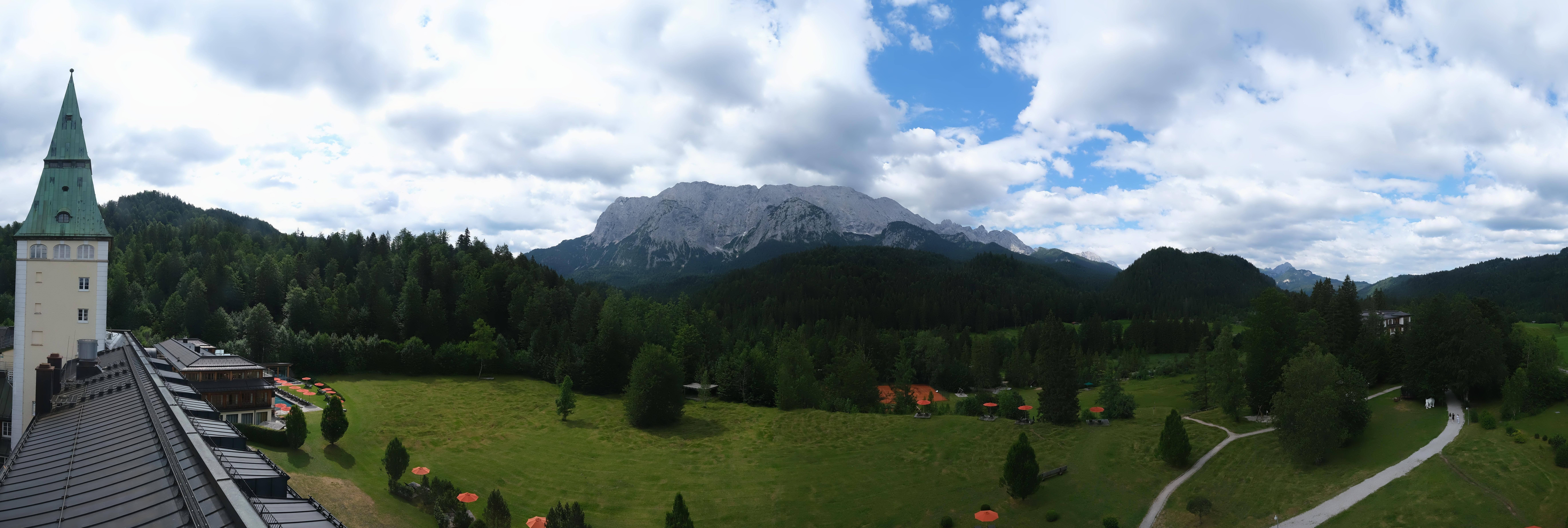 Archived image Webcam Schloss Elmau Luxury Spa Retreat