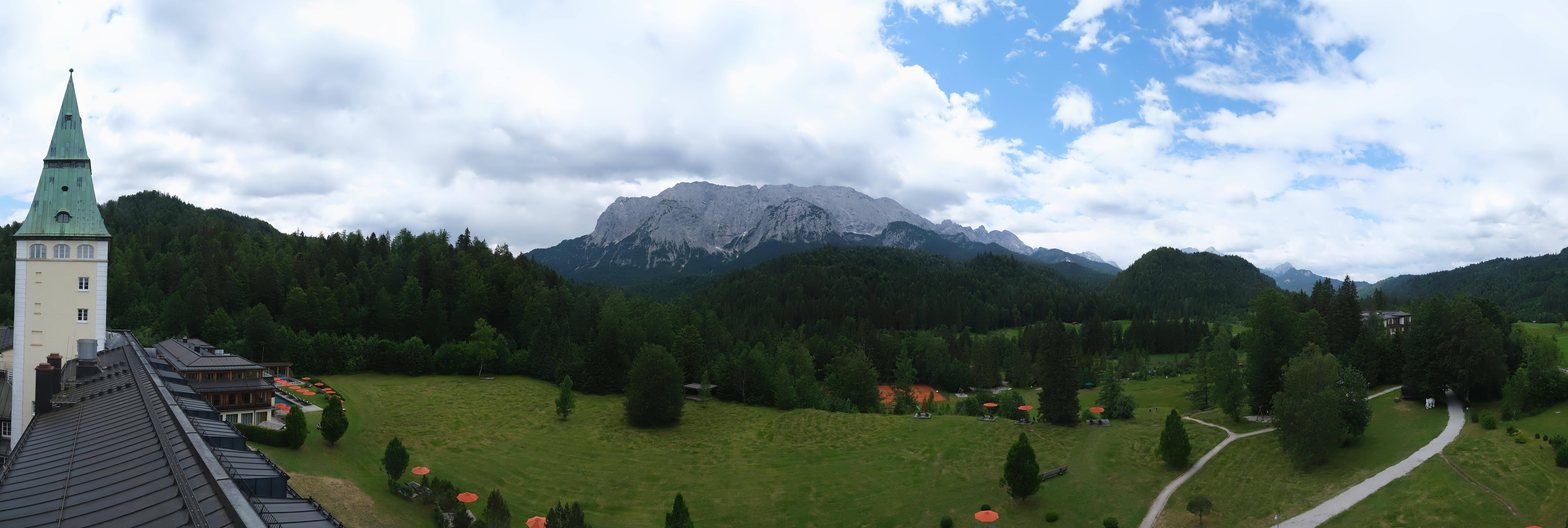 Archived image Webcam Schloss Elmau Luxury Spa Retreat