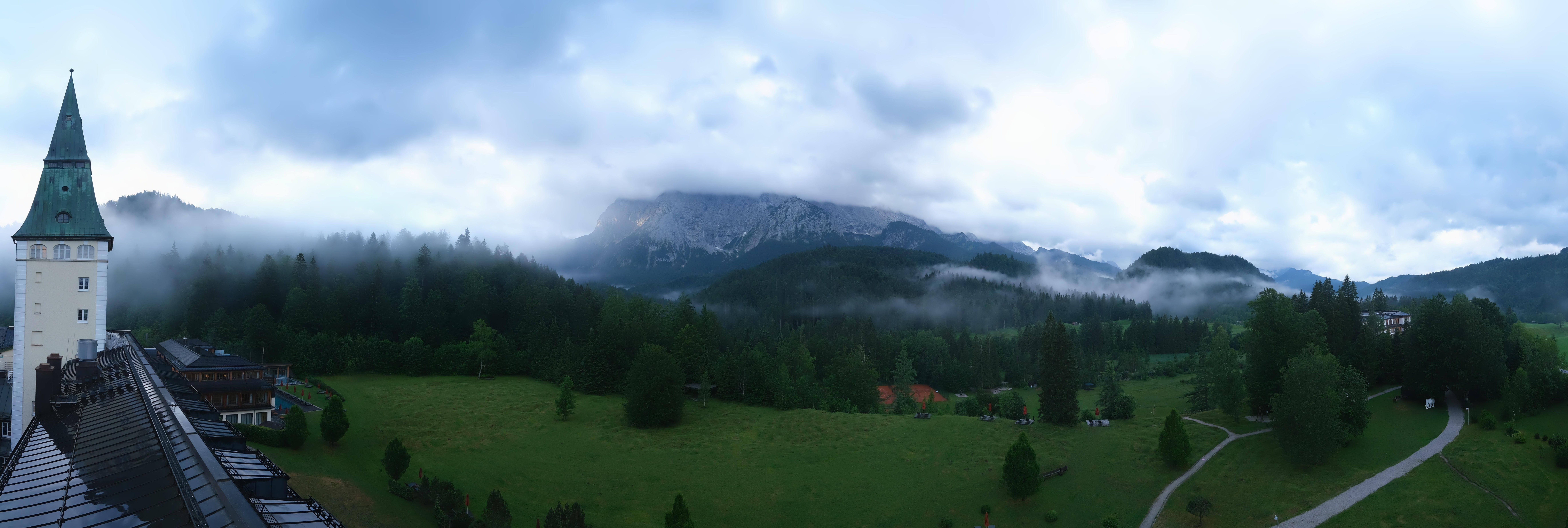 Archiv Foto Webcam Garmisch-Partenkirchen: Schloss Elmau