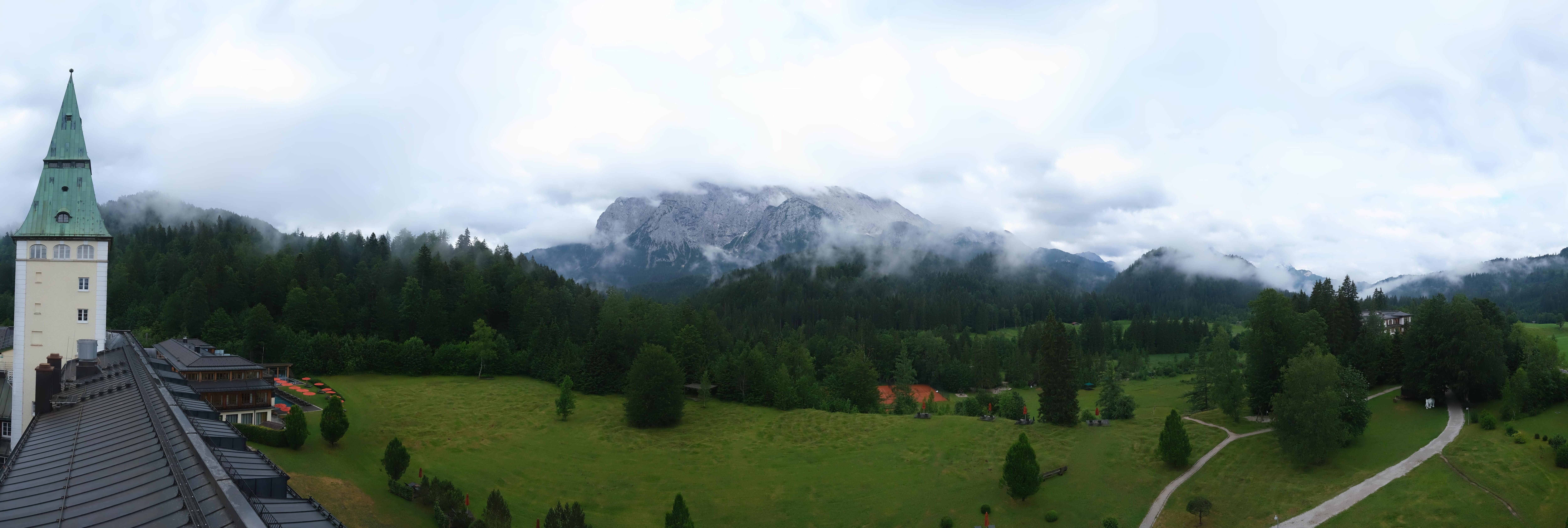 Archiv Foto Webcam Garmisch-Partenkirchen: Schloss Elmau