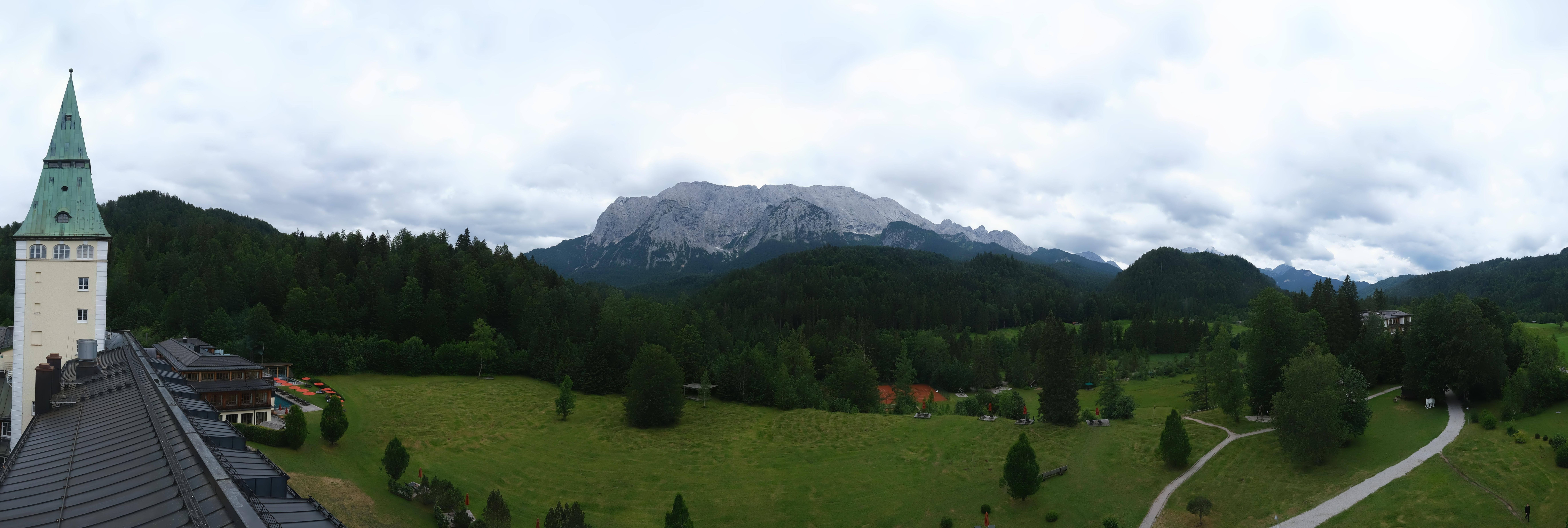 Archiv Foto Webcam Garmisch-Partenkirchen: Schloss Elmau