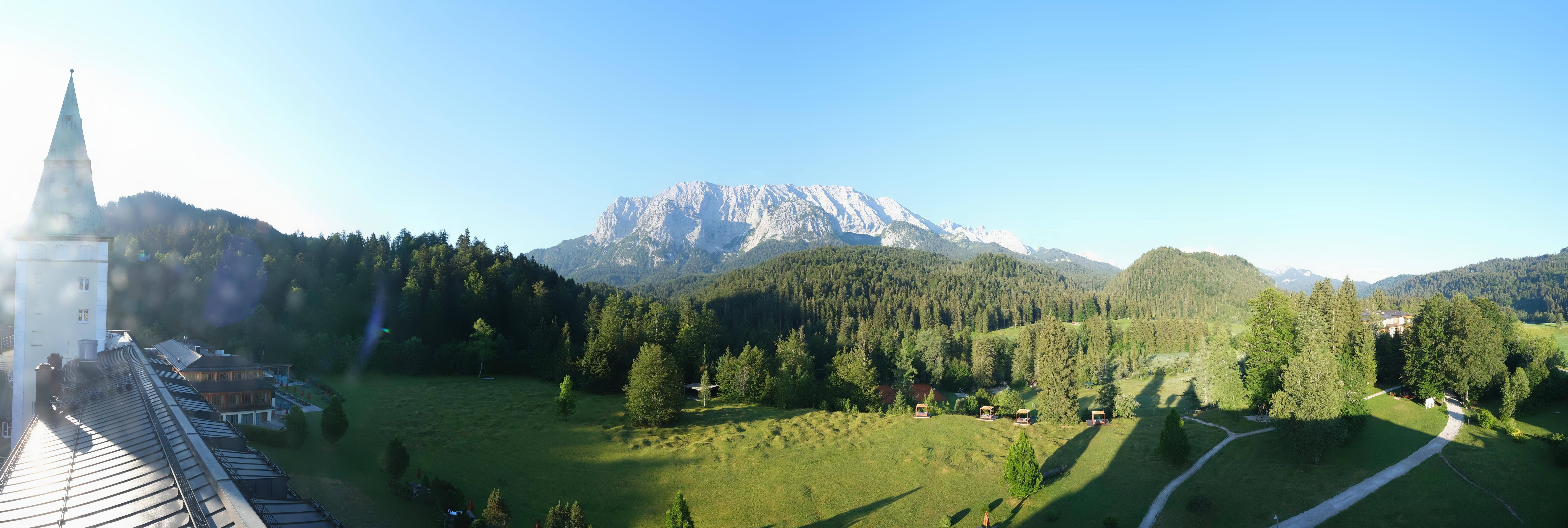 Archived image Webcam Schloss Elmau Luxury Spa Retreat
