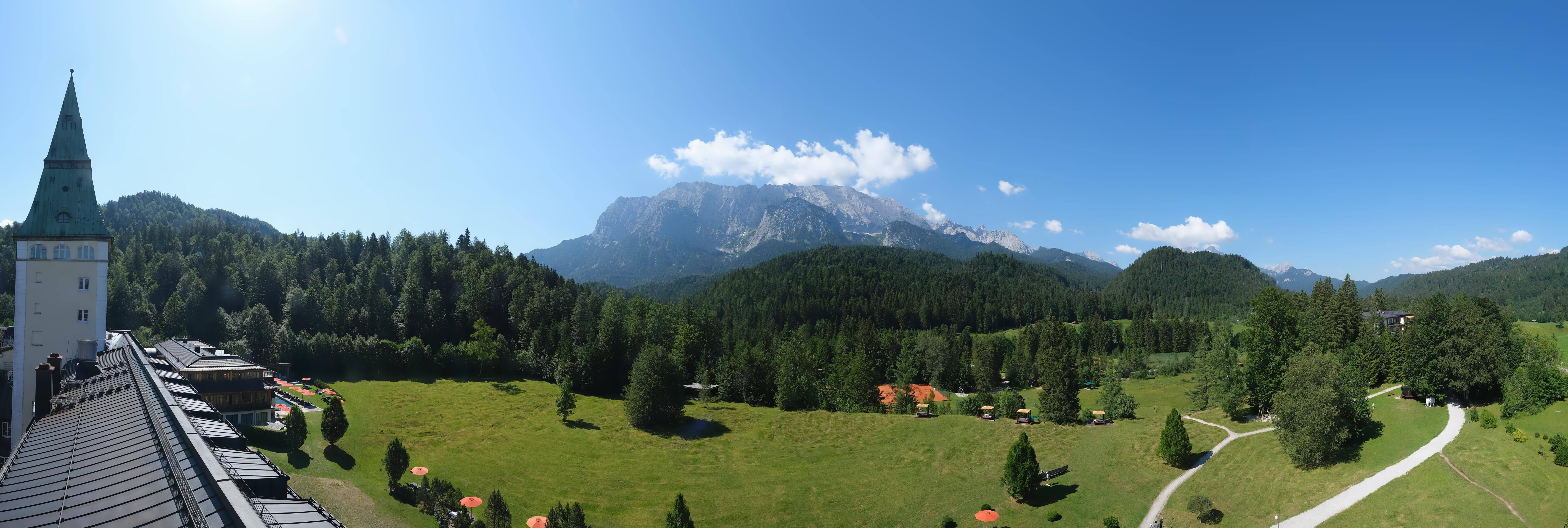 Archived image Webcam Schloss Elmau Luxury Spa Retreat