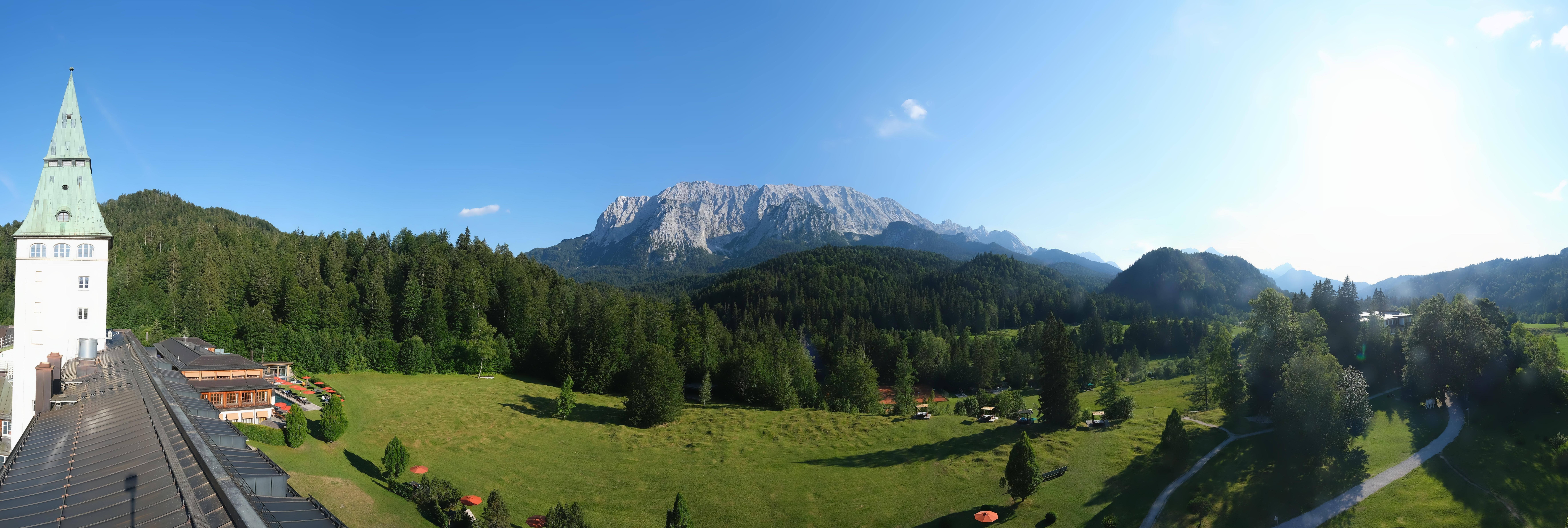 Archived image Webcam Schloss Elmau Luxury Spa Retreat