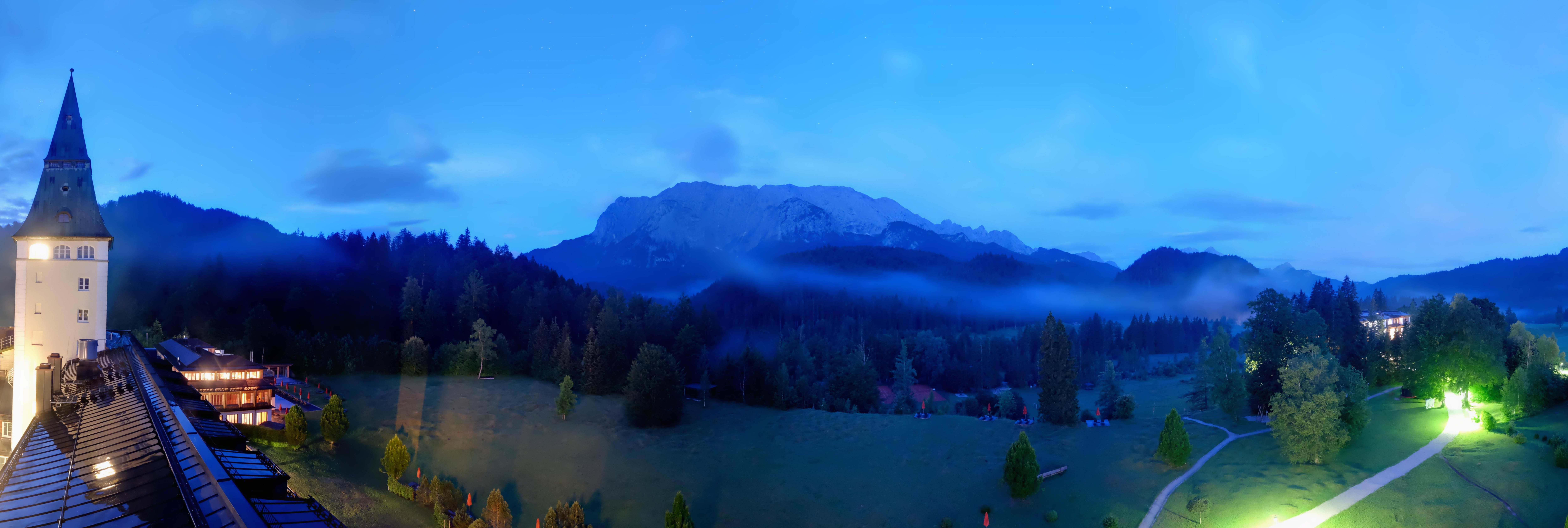 Archived image Webcam Schloss Elmau Luxury Spa Retreat