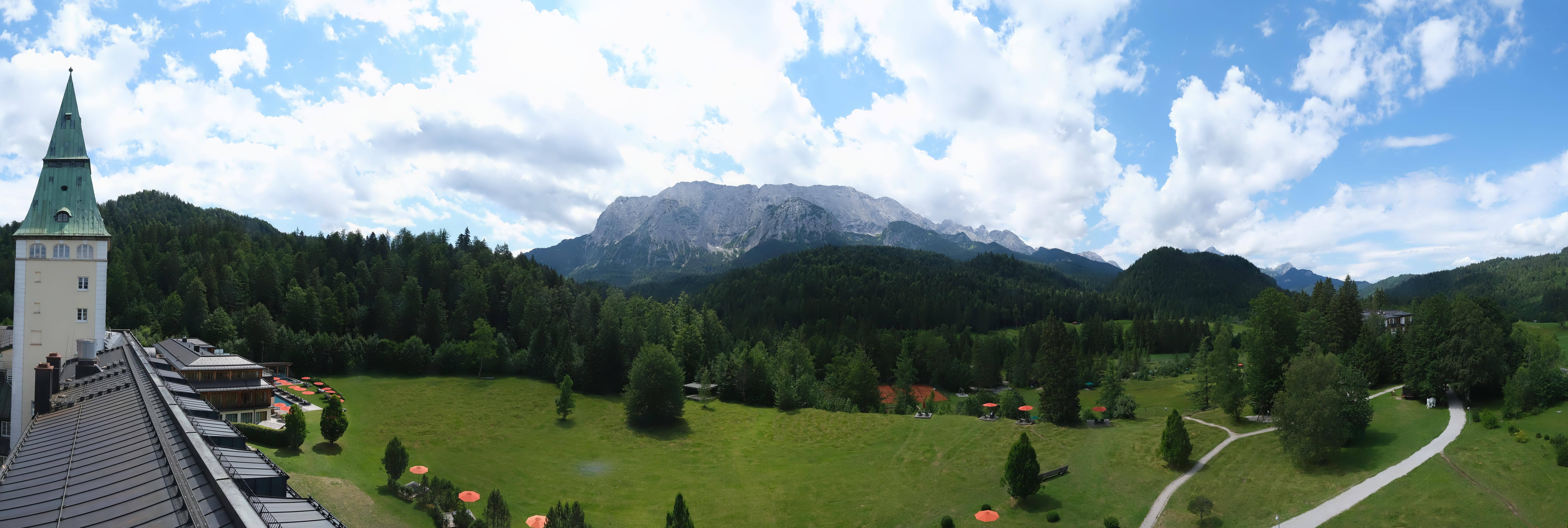 Archiv Foto Webcam Garmisch-Partenkirchen: Schloss Elmau