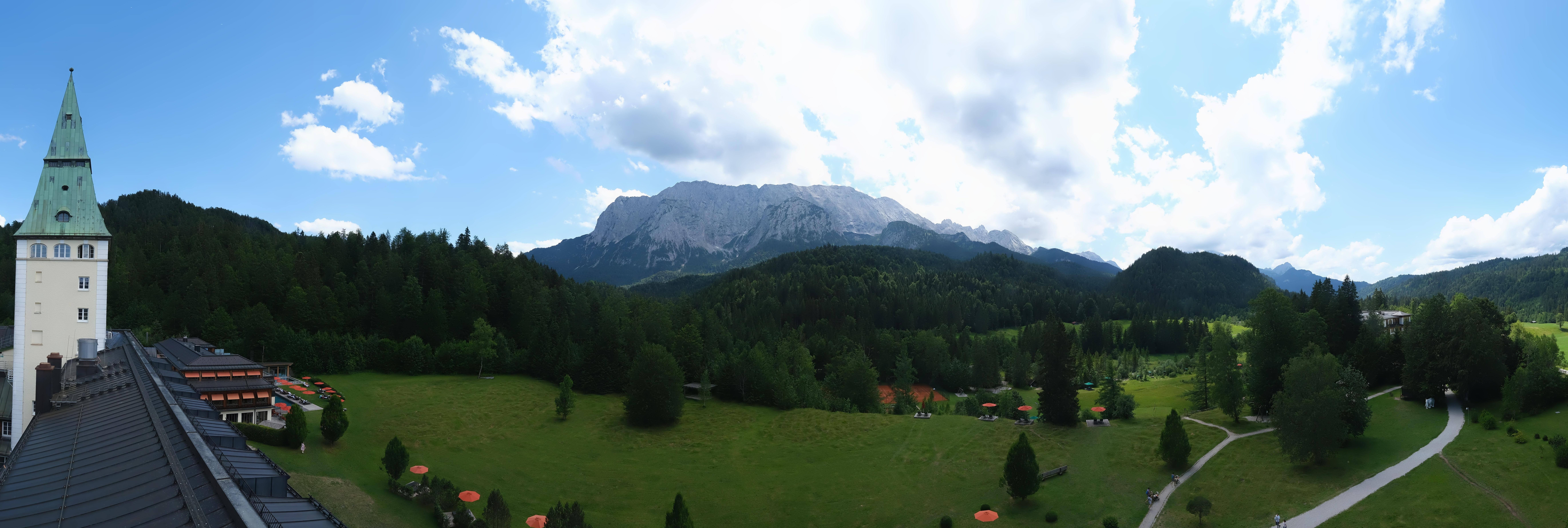 Archiv Foto Webcam Garmisch-Partenkirchen: Schloss Elmau