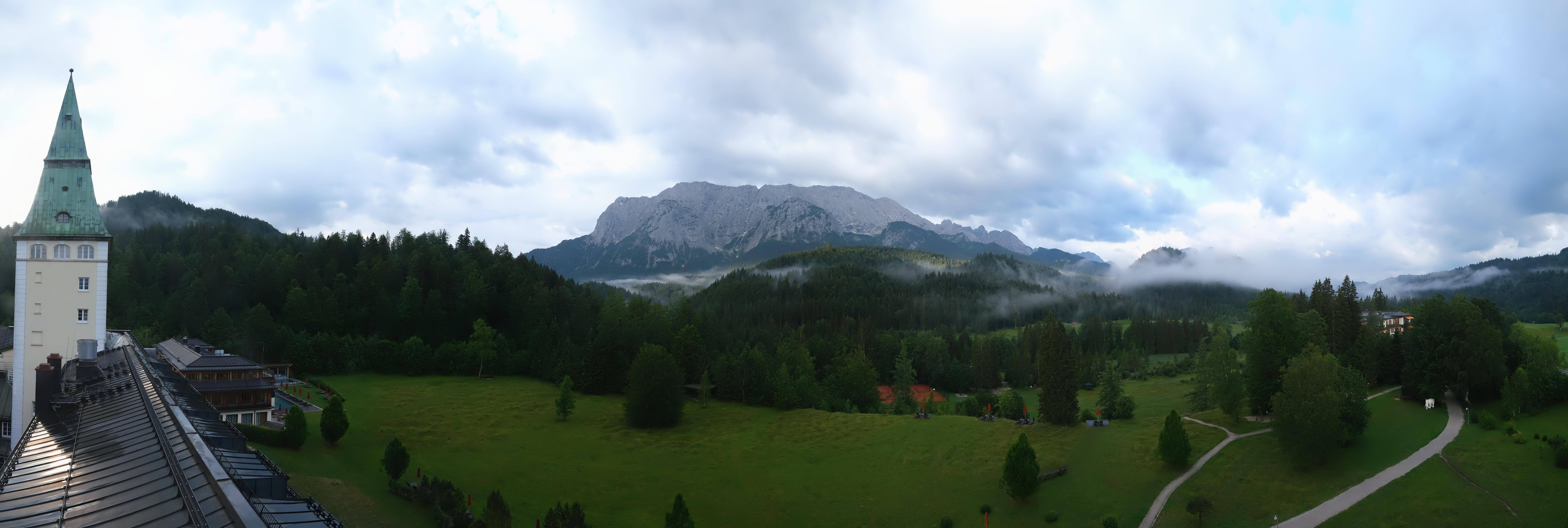 Archived image Webcam Schloss Elmau Luxury Spa Retreat