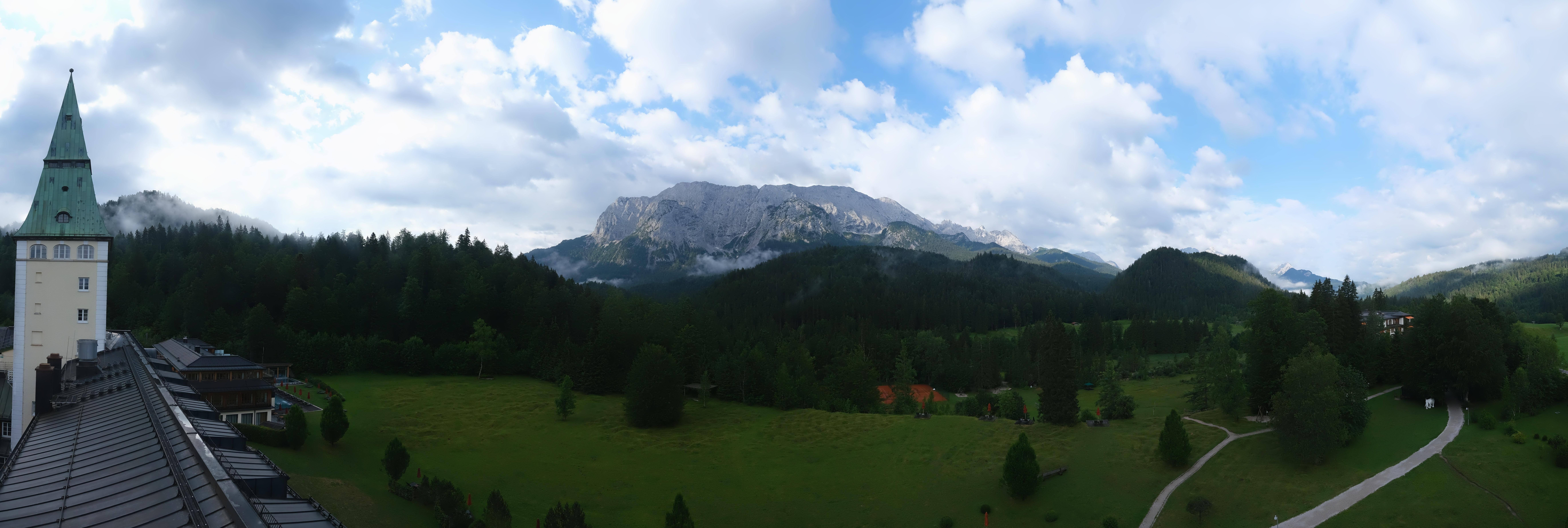 Archived image Webcam Schloss Elmau Luxury Spa Retreat