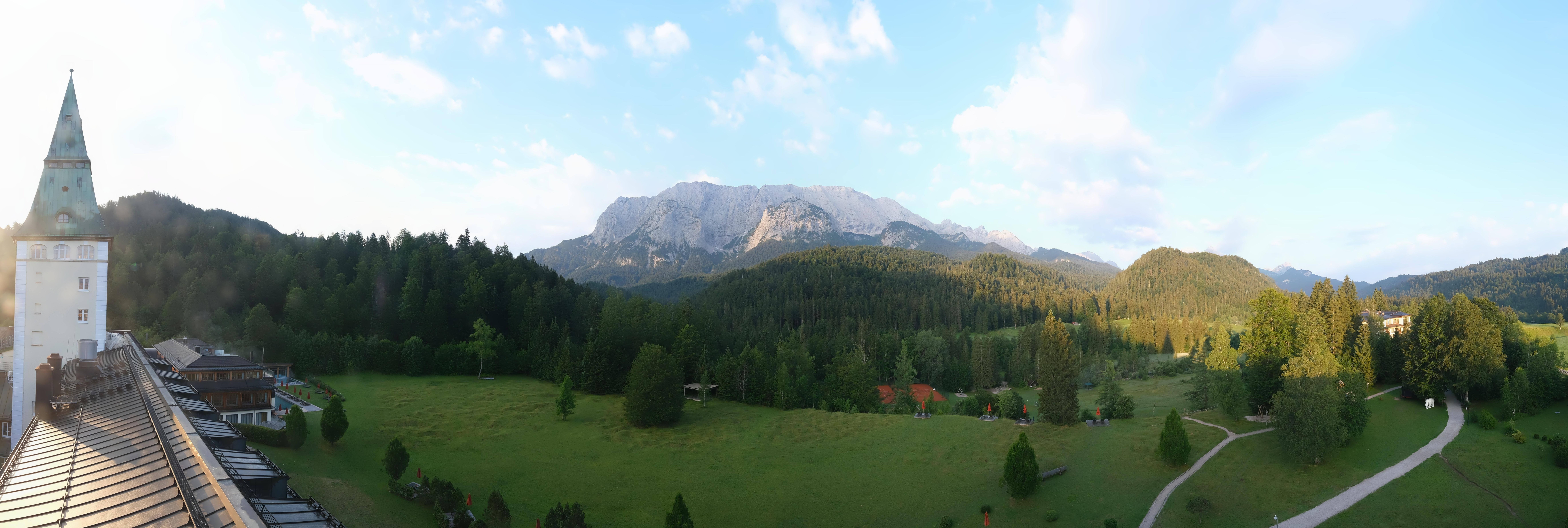 Archived image Webcam Schloss Elmau Luxury Spa Retreat