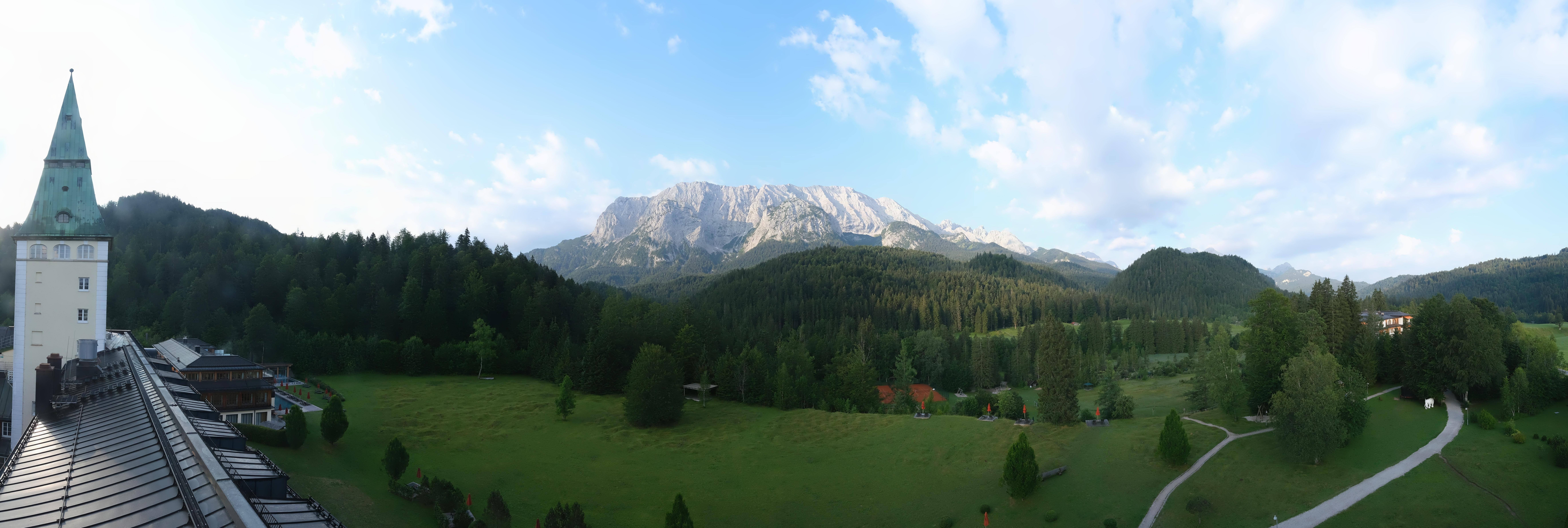 Archived image Webcam Schloss Elmau Luxury Spa Retreat