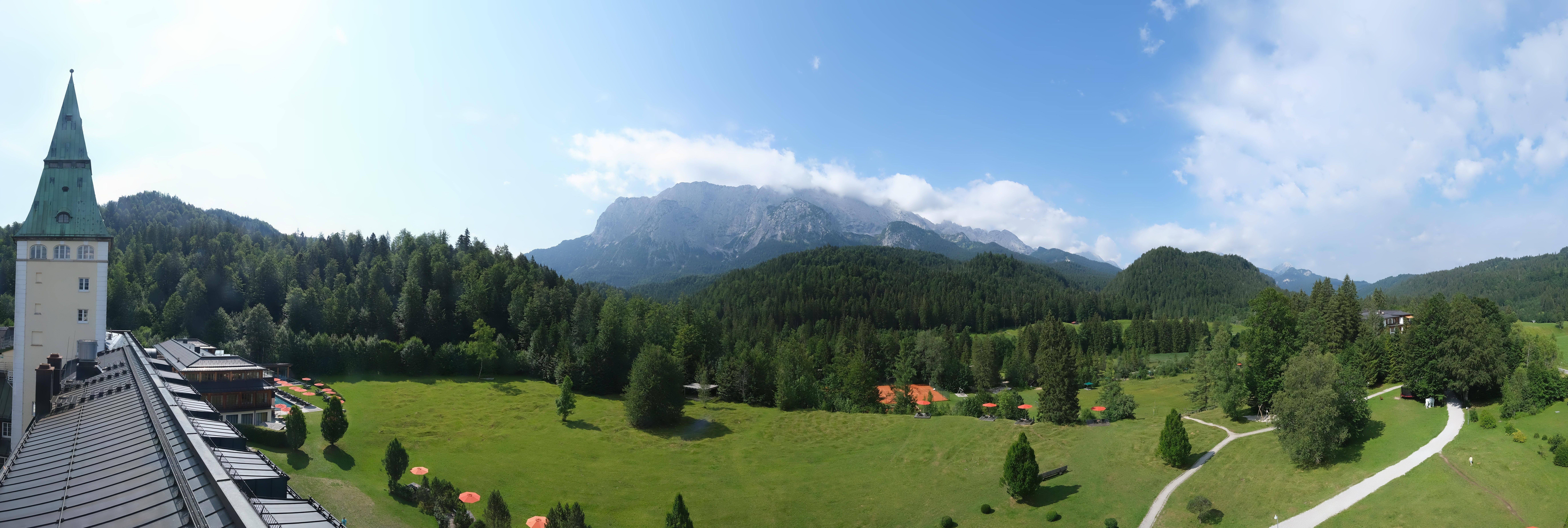 Archived image Webcam Schloss Elmau Luxury Spa Retreat