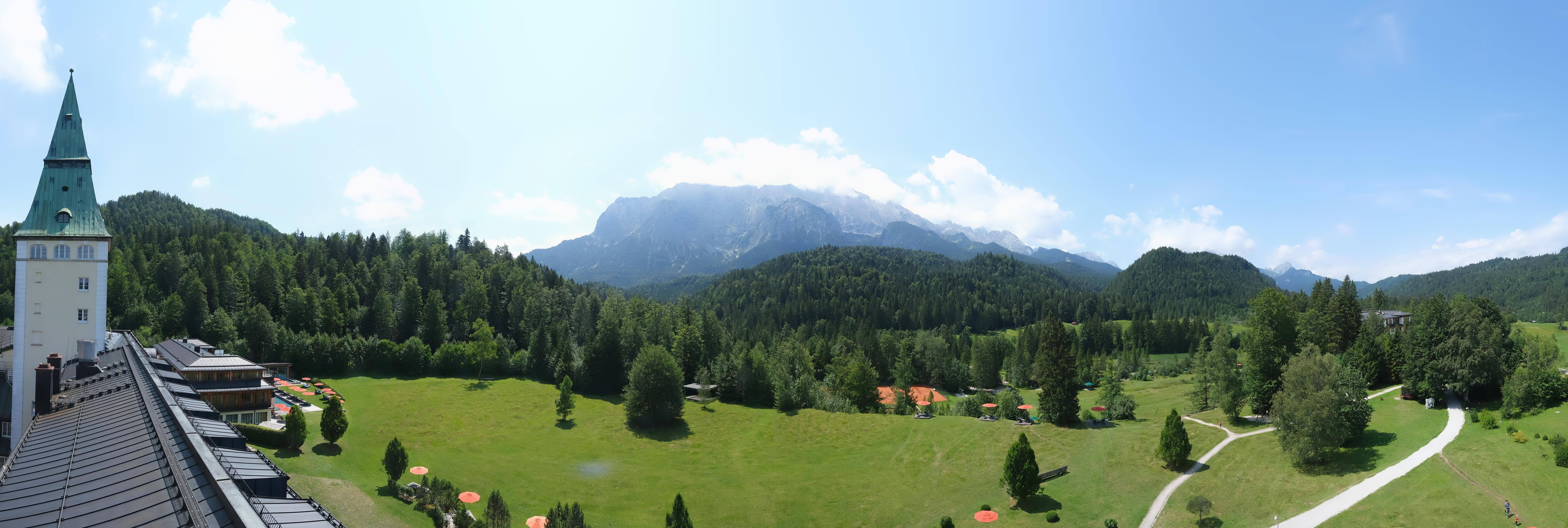 Archived image Webcam Schloss Elmau Luxury Spa Retreat