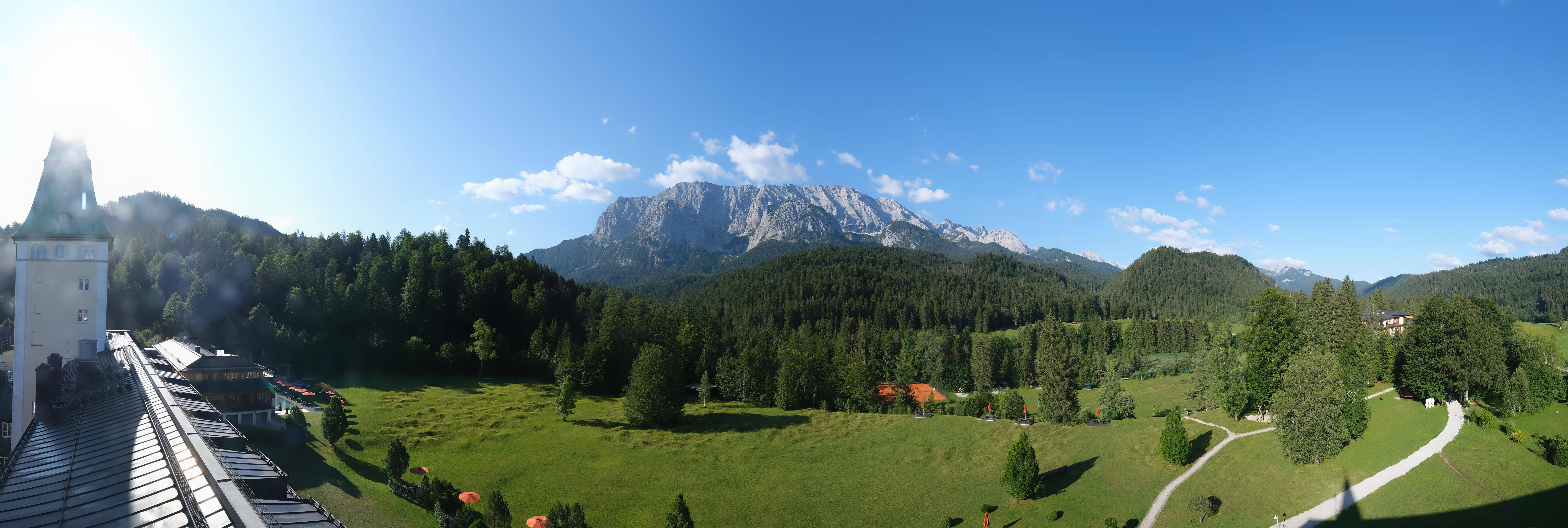 Archiv Foto Webcam Garmisch-Partenkirchen: Schloss Elmau