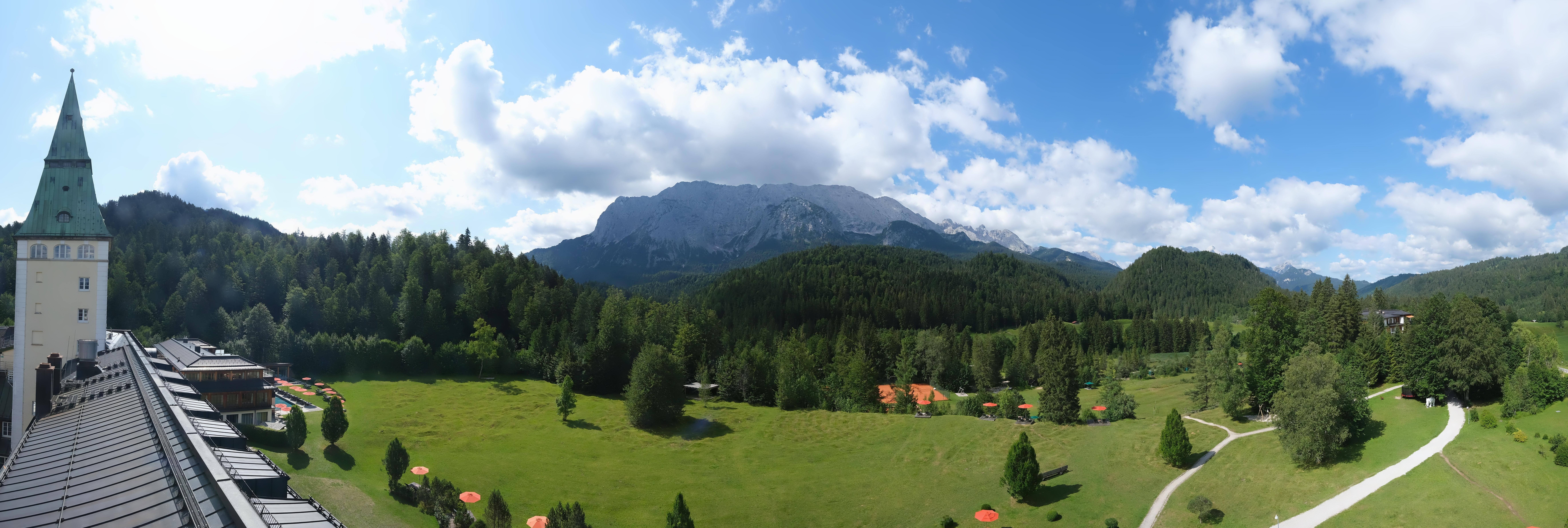 Archiv Foto Webcam Garmisch-Partenkirchen: Schloss Elmau