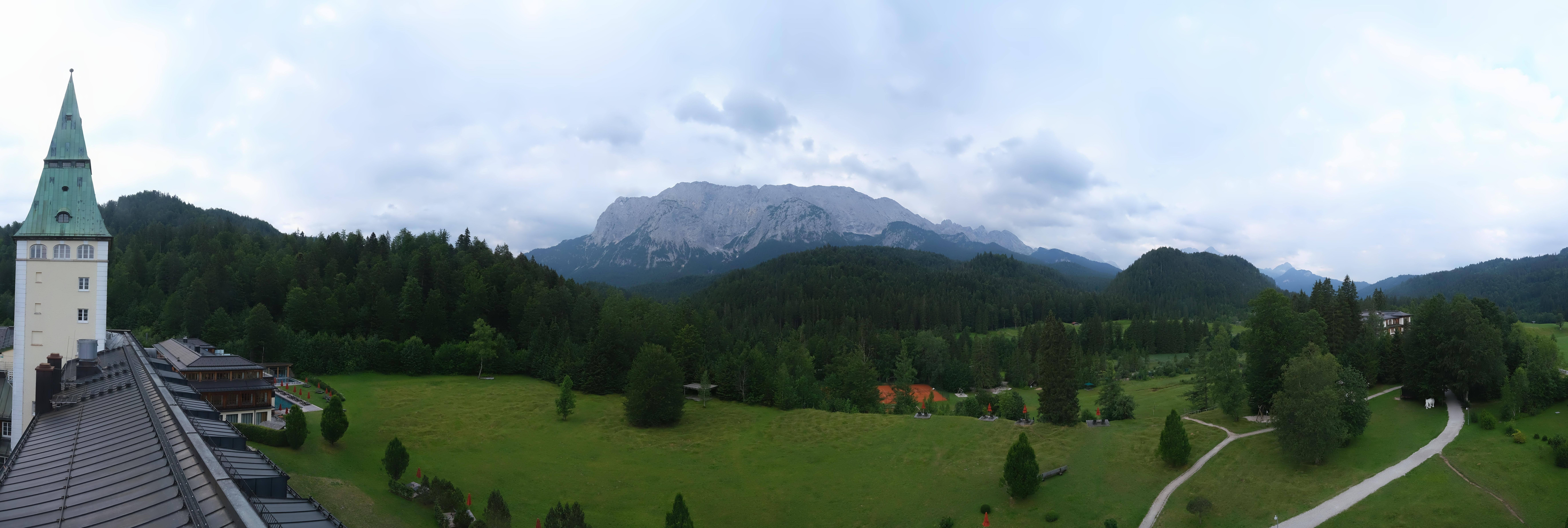 Archiv Foto Webcam Garmisch-Partenkirchen: Schloss Elmau