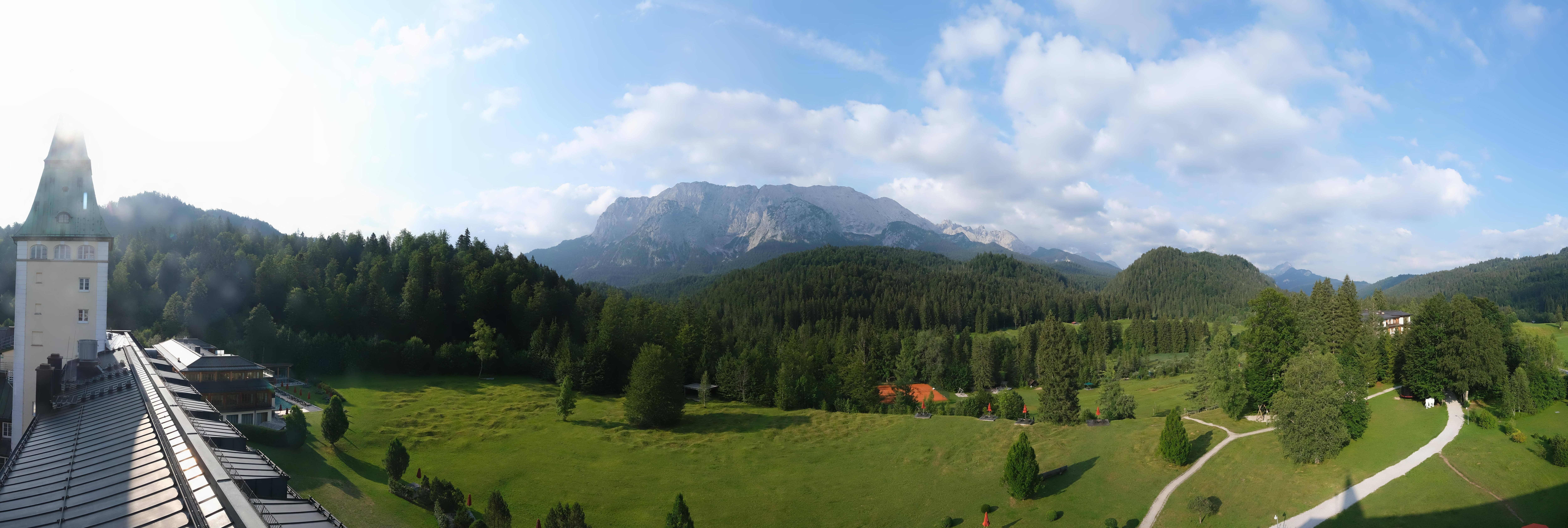 Archiv Foto Webcam Garmisch-Partenkirchen: Schloss Elmau