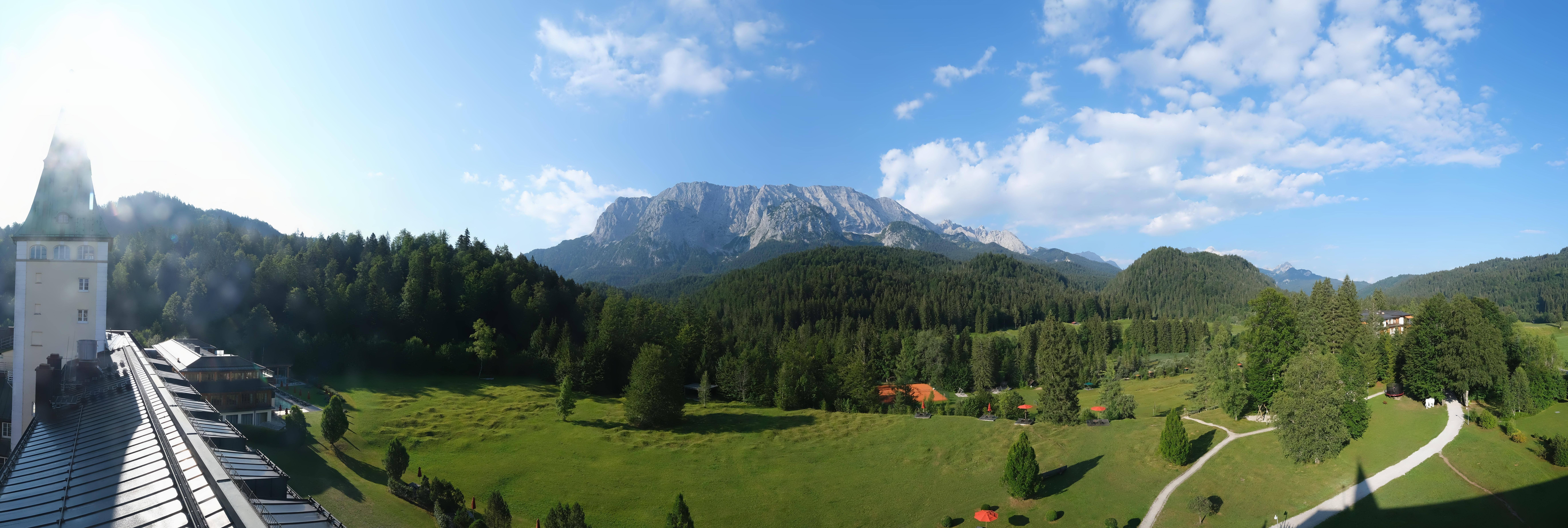 Archiv Foto Webcam Garmisch-Partenkirchen: Schloss Elmau