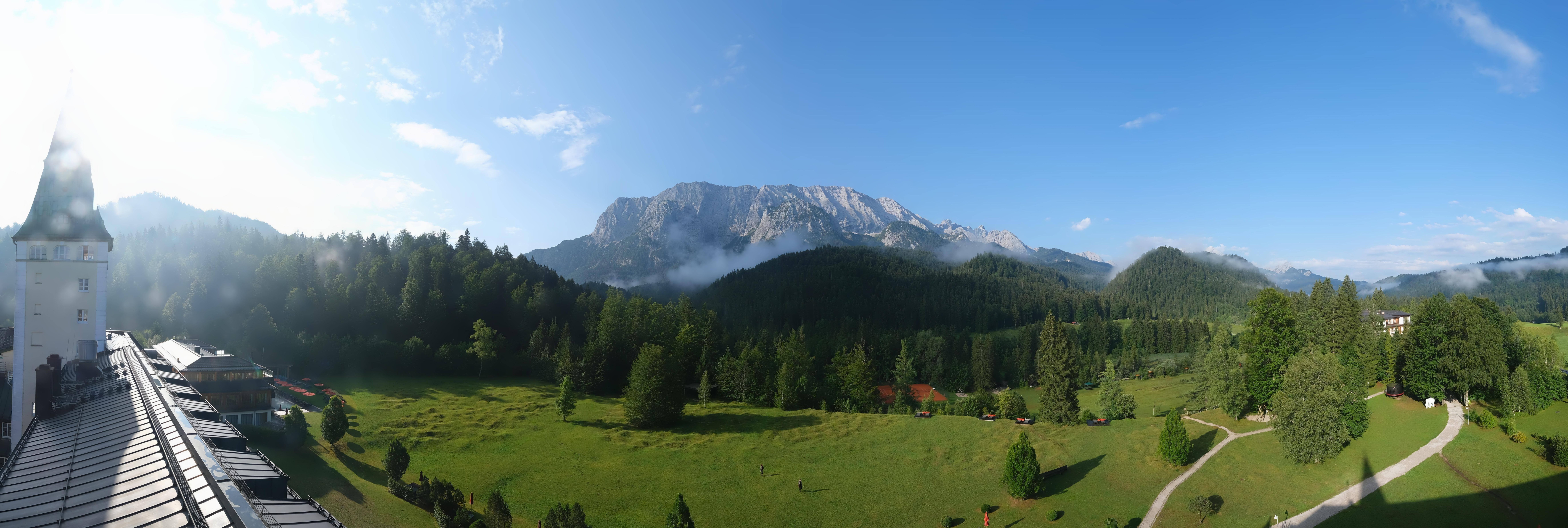 Archiv Foto Webcam Garmisch-Partenkirchen: Schloss Elmau