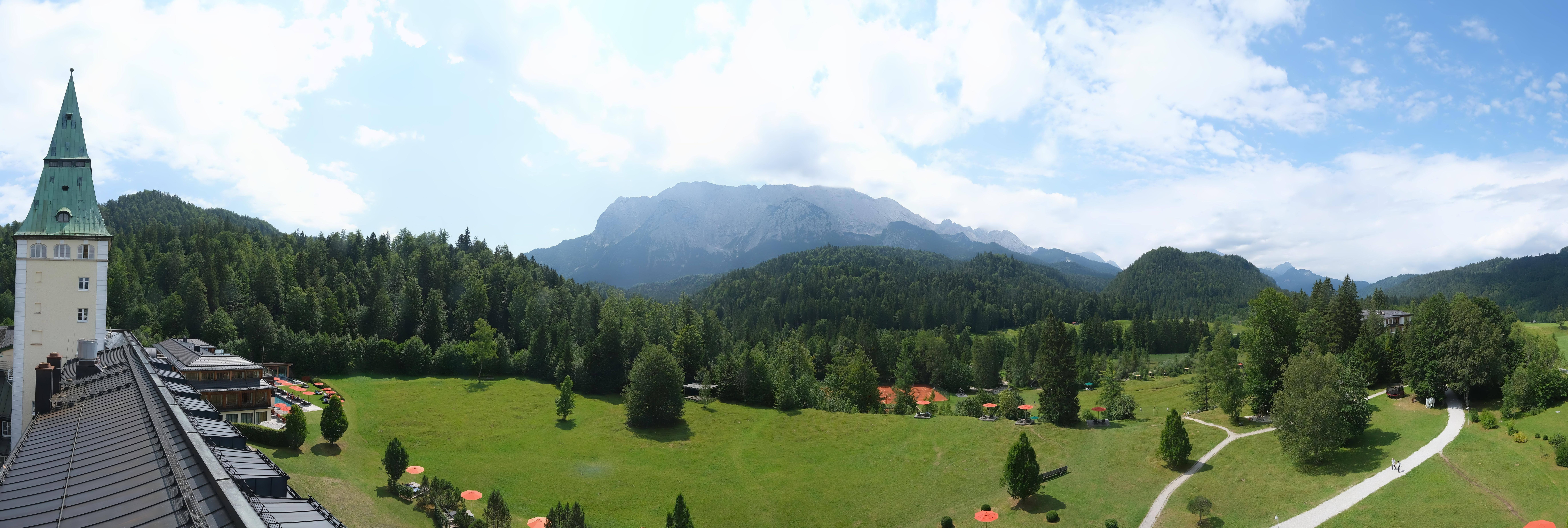 Archiv Foto Webcam Garmisch-Partenkirchen: Schloss Elmau